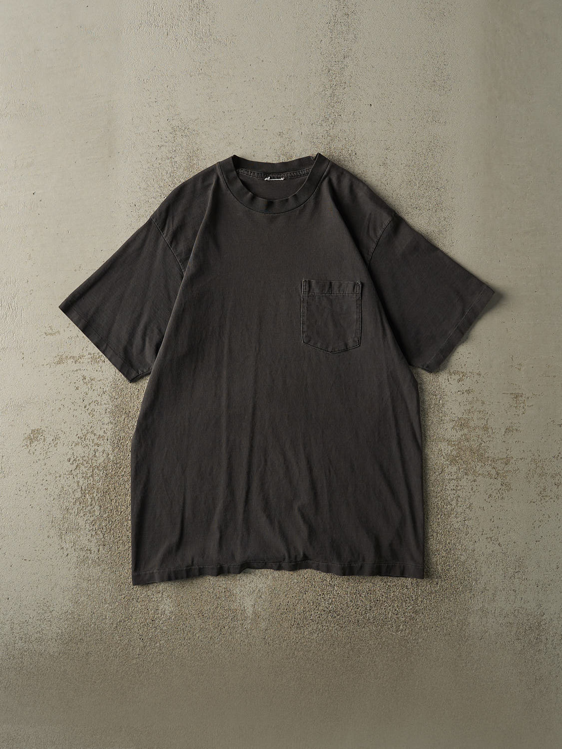 Vintage 90s Faded Black Single Stitch Blank Pocket Tee (M/L)