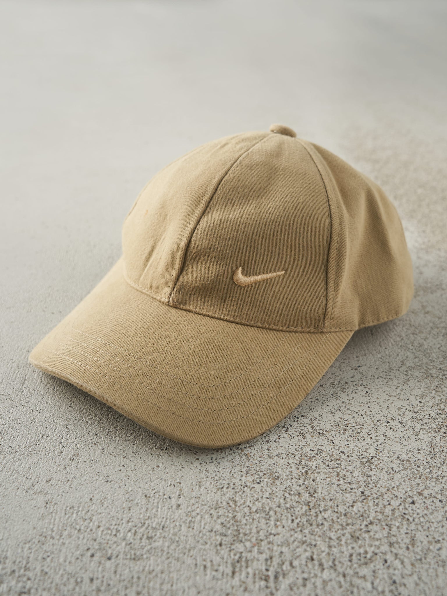 Vintage Y2K Beige Nike Embroidered Swoosh Velcro Back Hat