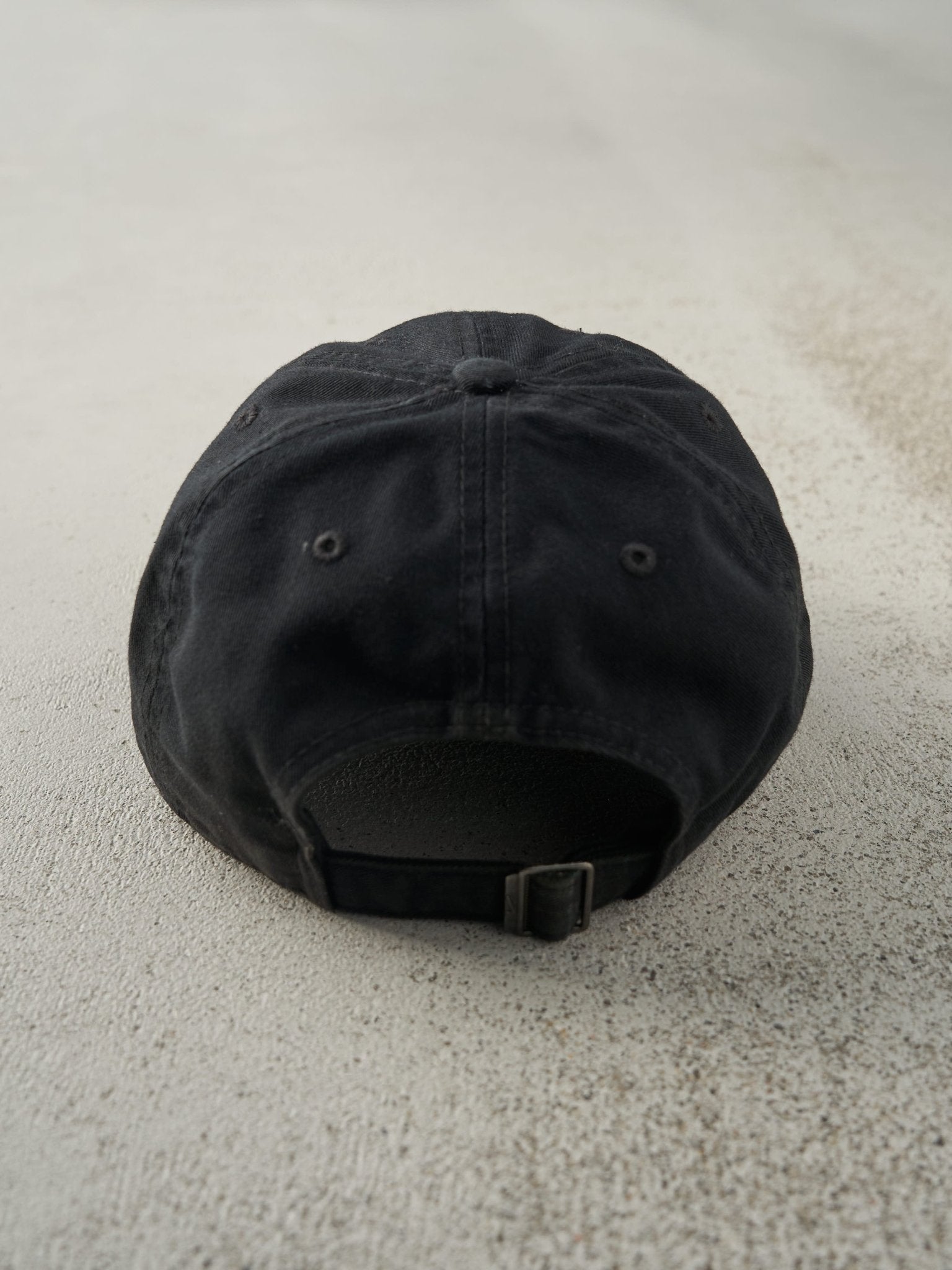 Vintage Y2K Black Embroidered Nike Strapback Hat