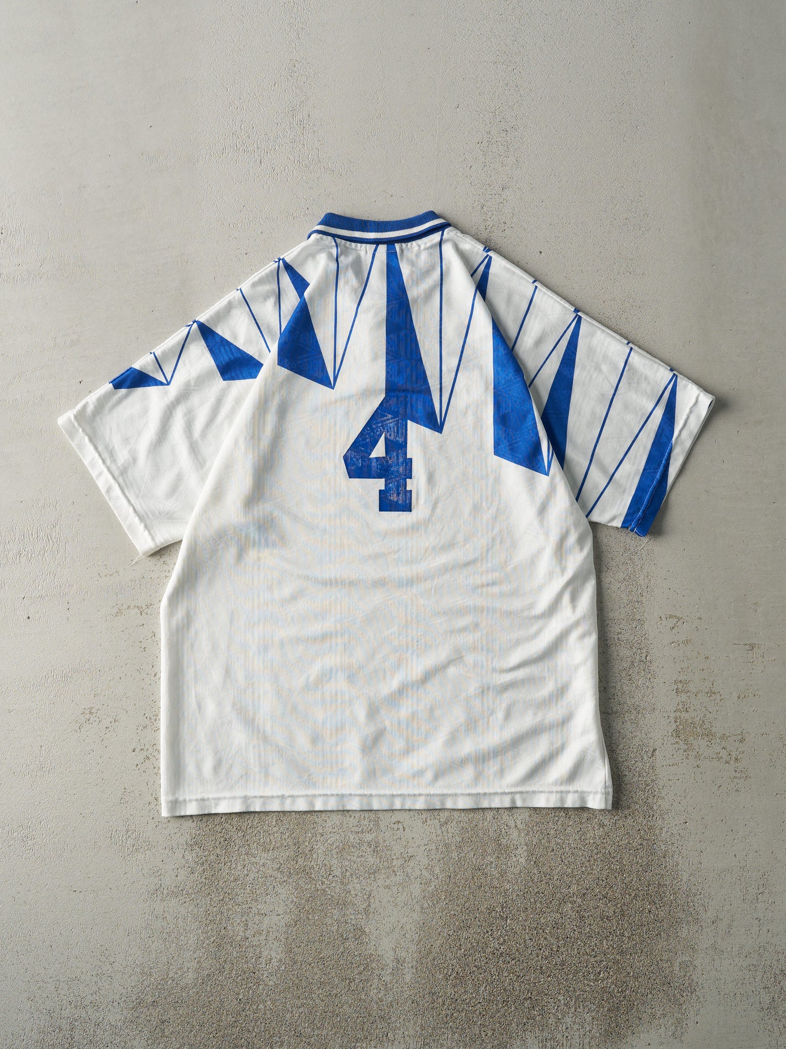 Vintage 90s White & Blue Umbro Soccer Jersey (M/L)