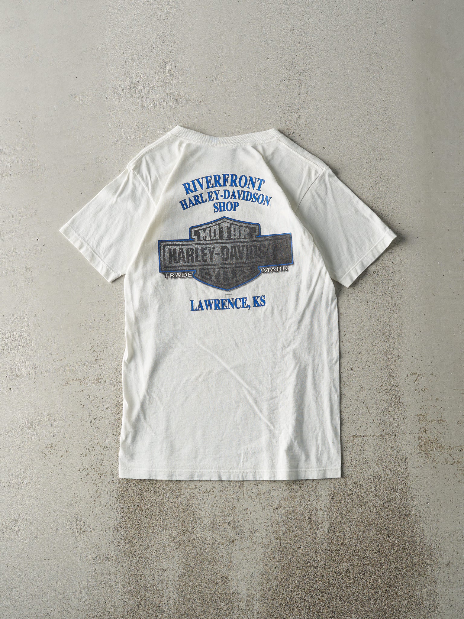 Vintage 07' White Lawrence, KS Harley Davidson Tee (XS/S)