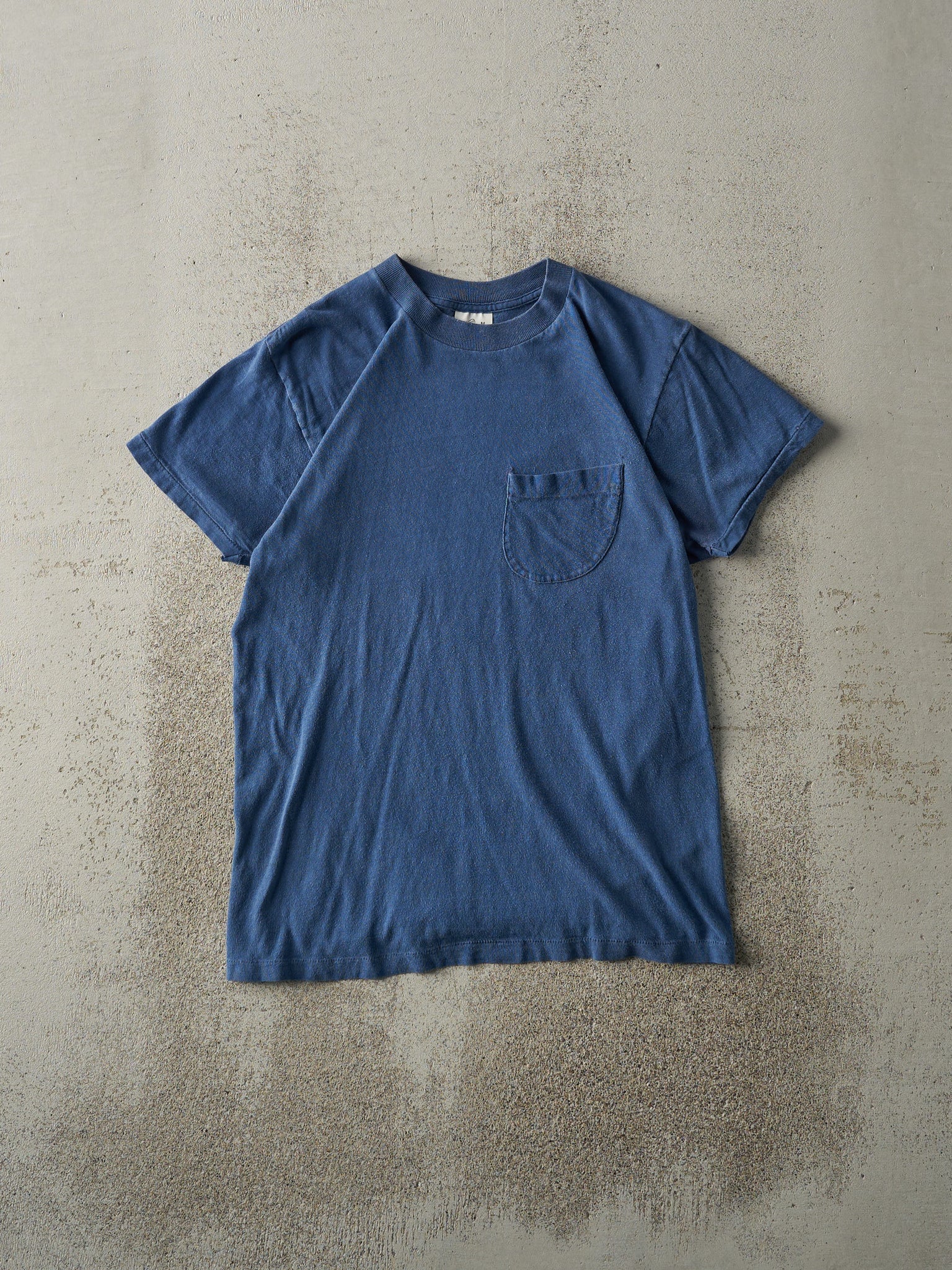 Vintage 80s Navy Blue Single Stitch Pocket Tee (XS/S)