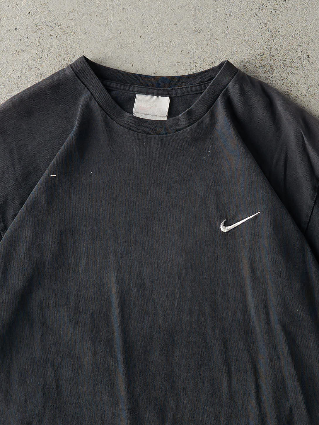 Vintage 90s Faded Black Embroidered Nike Swoosh Tee (M)