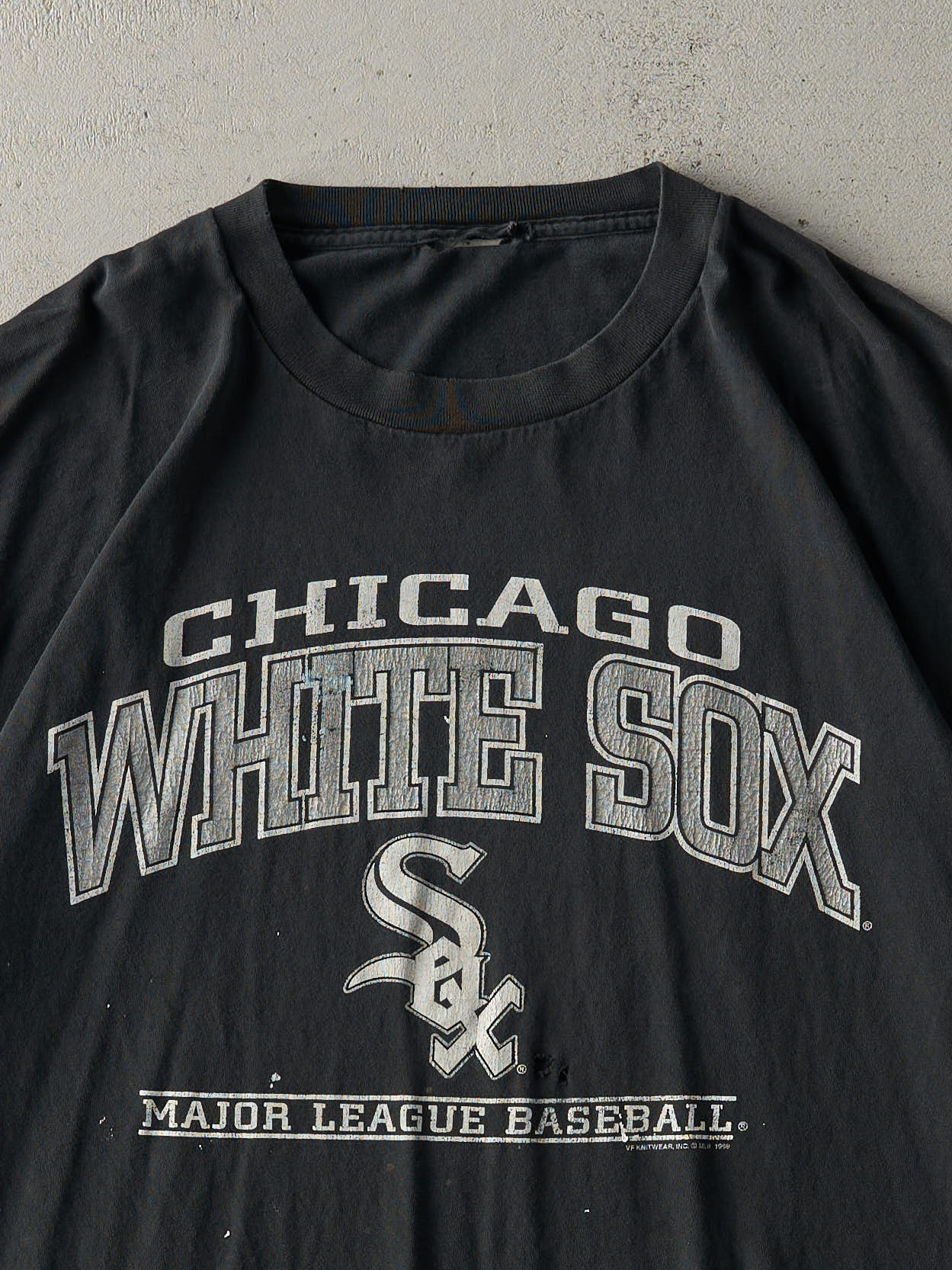 Vintage 99' Black Chicago White Sox Tee (XL/XXL)