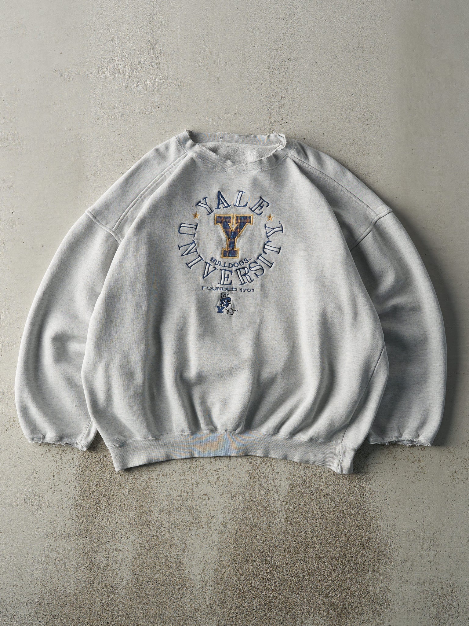 Vintage 90s Heather Grey Yale University Bulldogs Crewneck (L/XL)