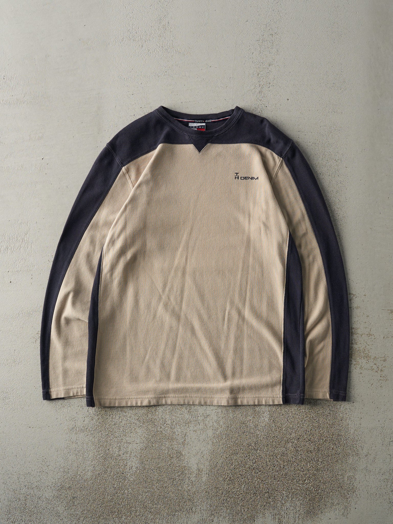 Vintage Y2K Beige & Navy Tommy Jeans Thermal Long Sleeve (M/L)