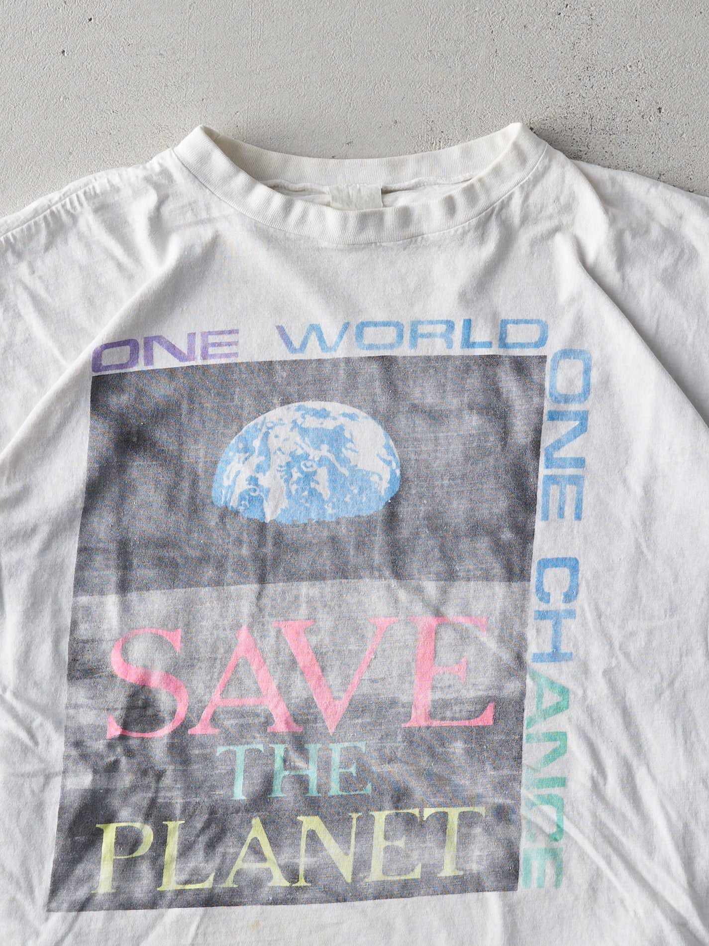 Vintage 90s White "Save The Planet" Boxy Tee (M)