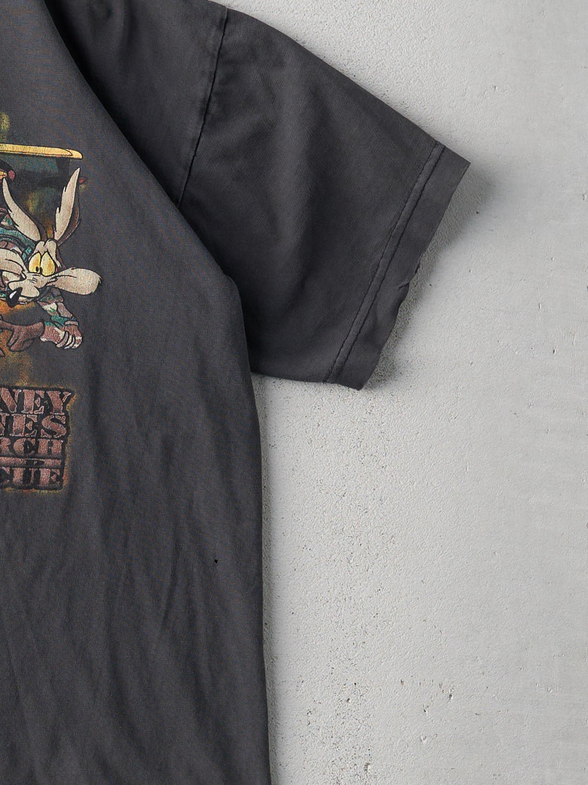 Vintage 97' Faded Black Looney Tunes Tee (S)