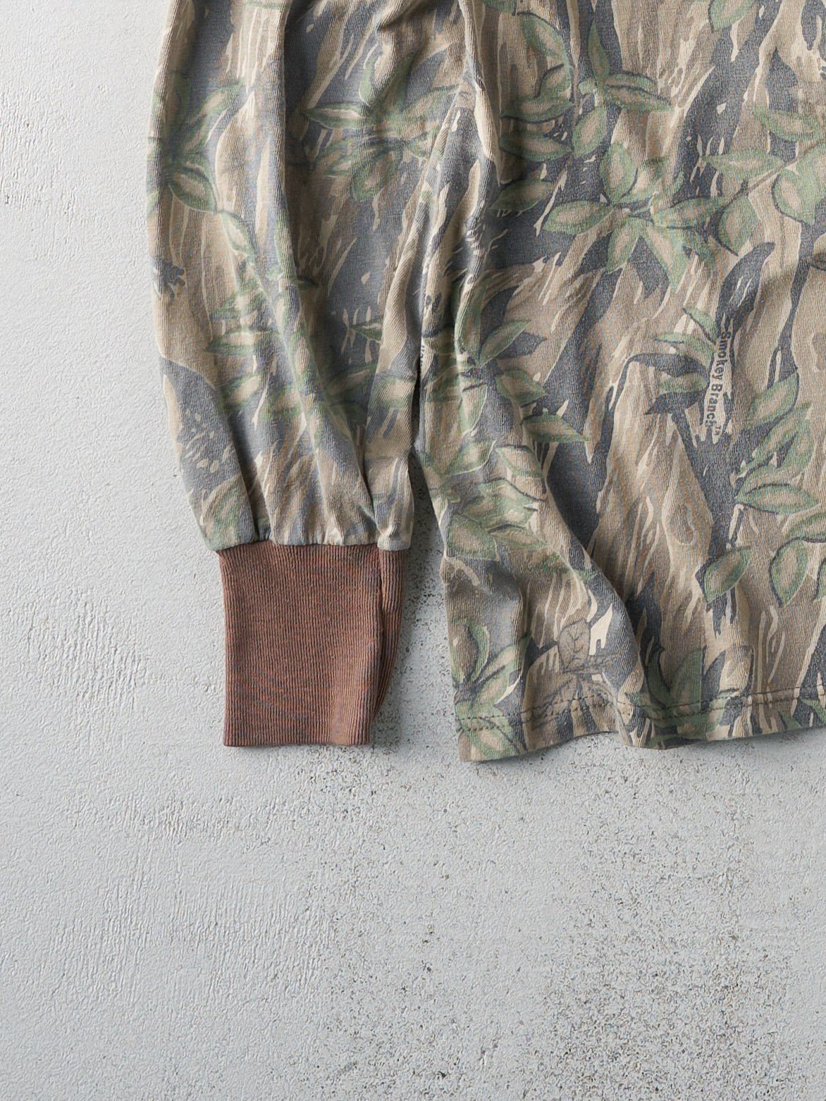 Vintage 90s Smokey Branch Camo Long Sleeve Shirt (M)