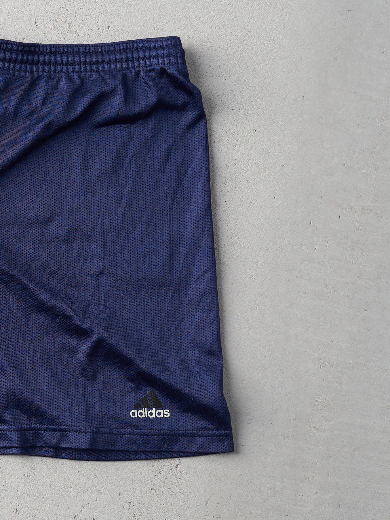 Vintage 90s Navy Adidas Athletic Shorts (33x5)
