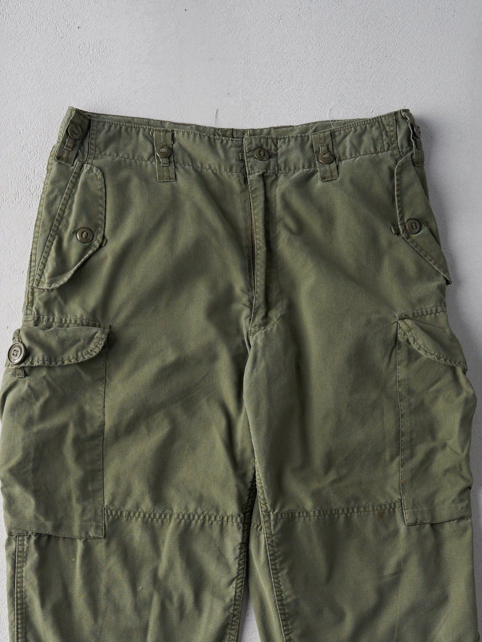 Vintage 90s Army Green Parachute Pants (36x28)