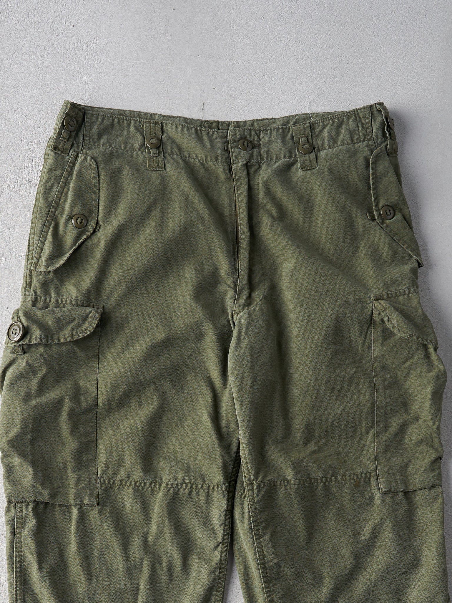 Vintage 90s Army Green Parachute Pants (36x28)