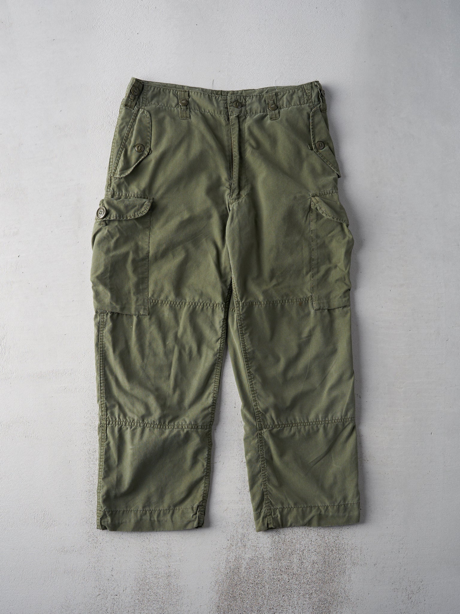 Vintage 90s Army Green Parachute Pants (36x28)