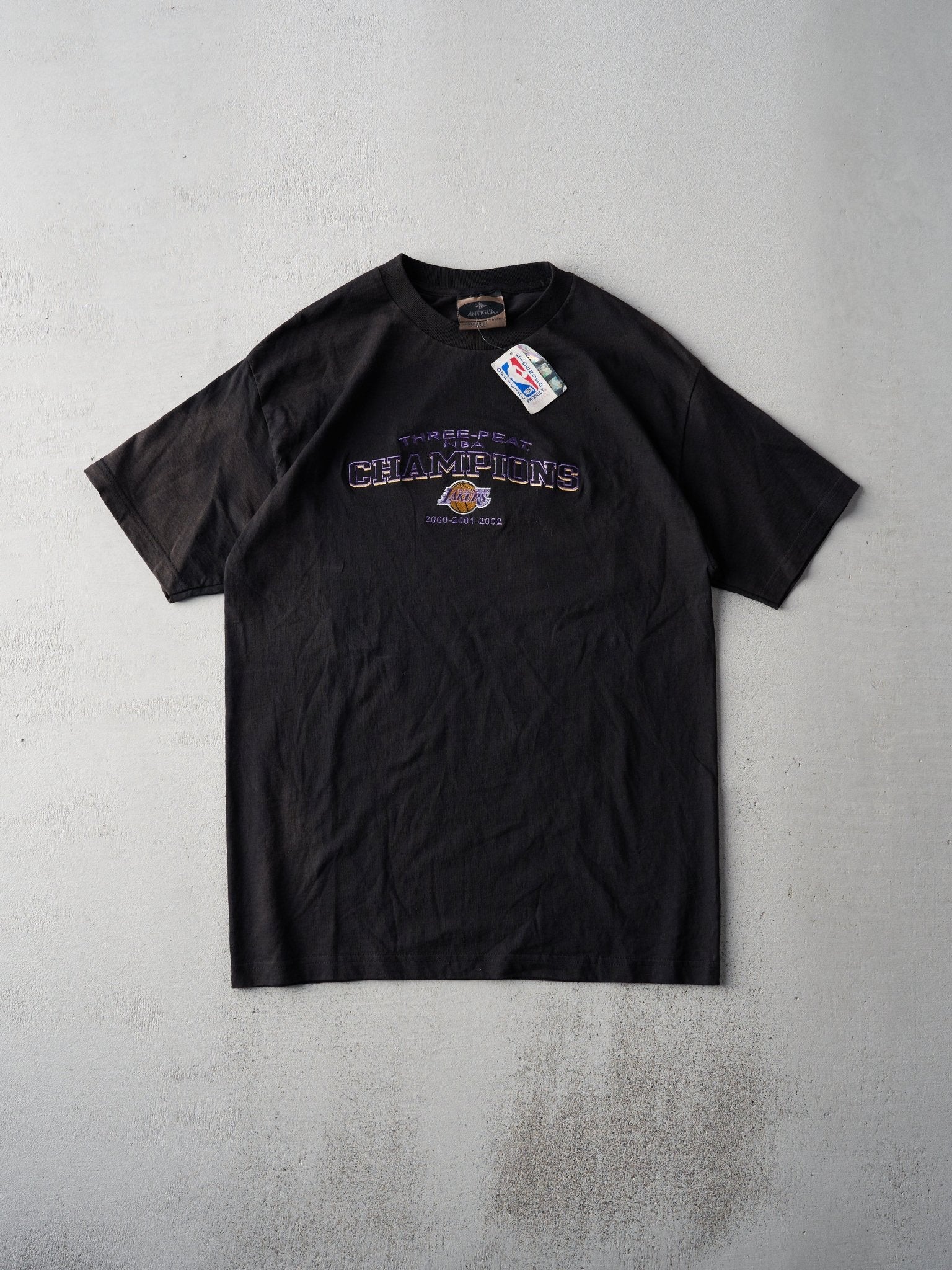 Vintage Black LA Lakers Champions 3-Peat Dead Stock Tee (M)