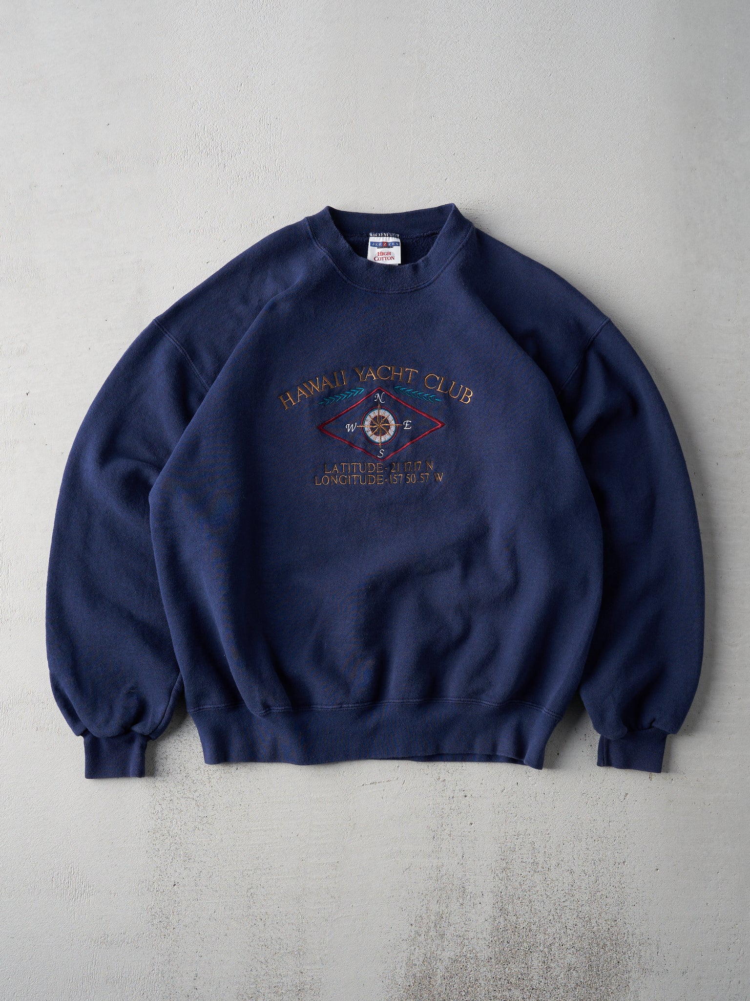 Vintage 90s Navy Hawaii Yacht Club Embroidered Crewneck (L)