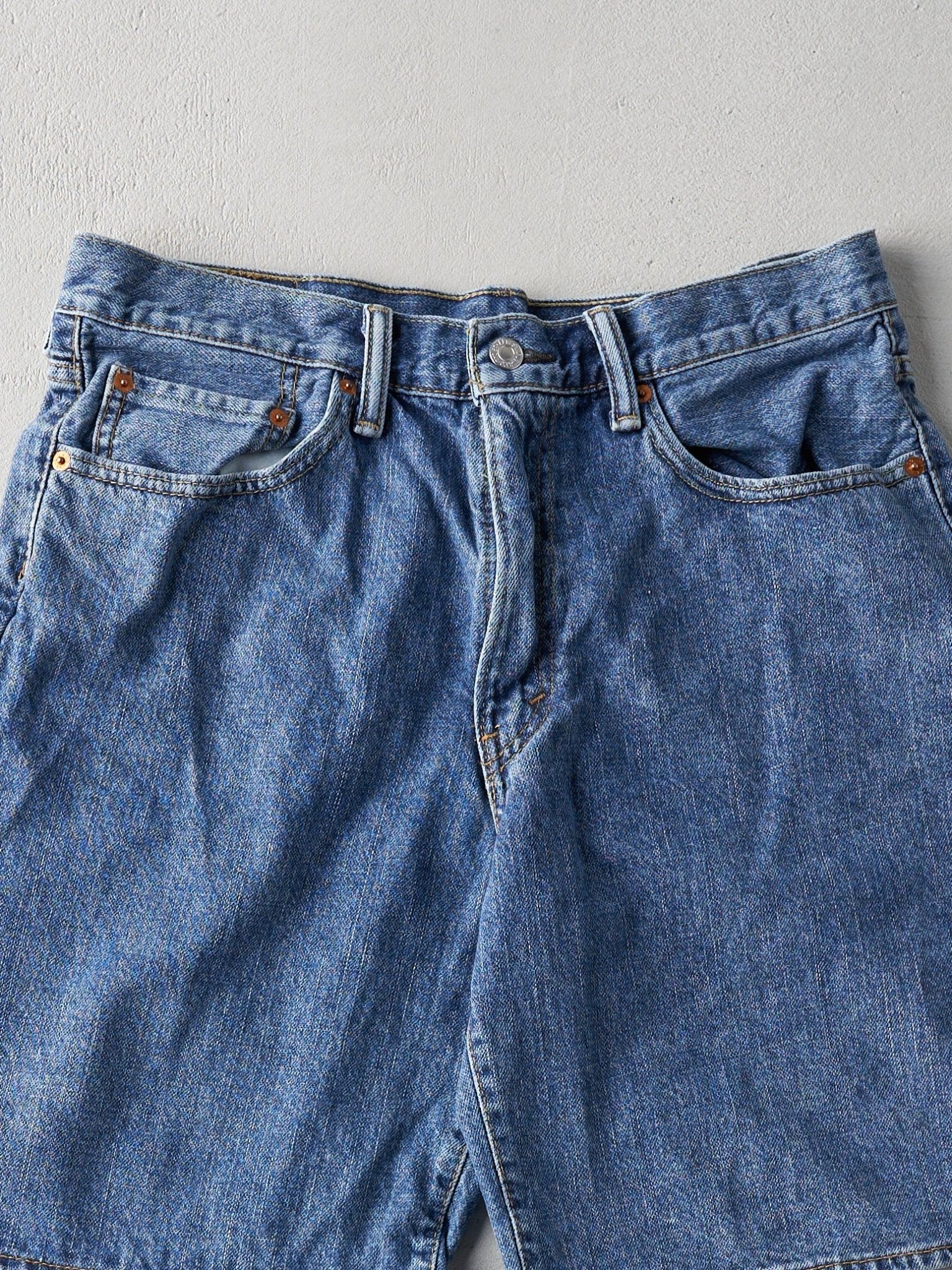 Vintage 90s Mid Wash Levis 550 Short (33x9)