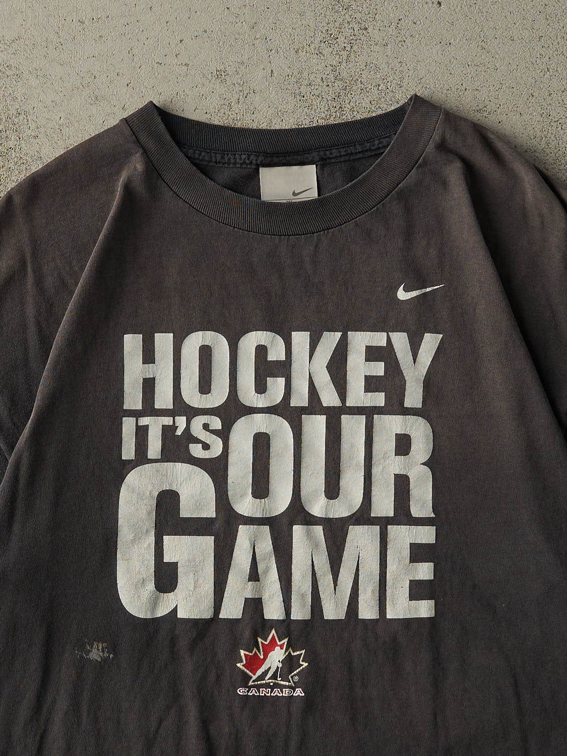 Vintage Y2K Faded Black "Hockey It's Our Game" Team Canada Nike Tee (L/XL)