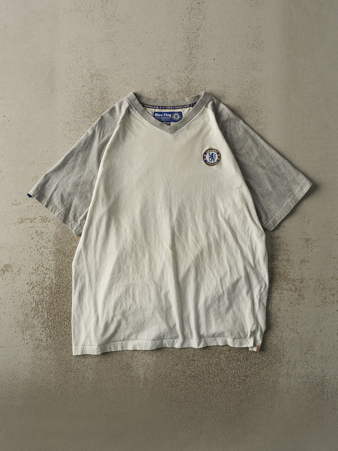 Vintage Y2K White & Grey Chelsea FC Tee (L/XL)