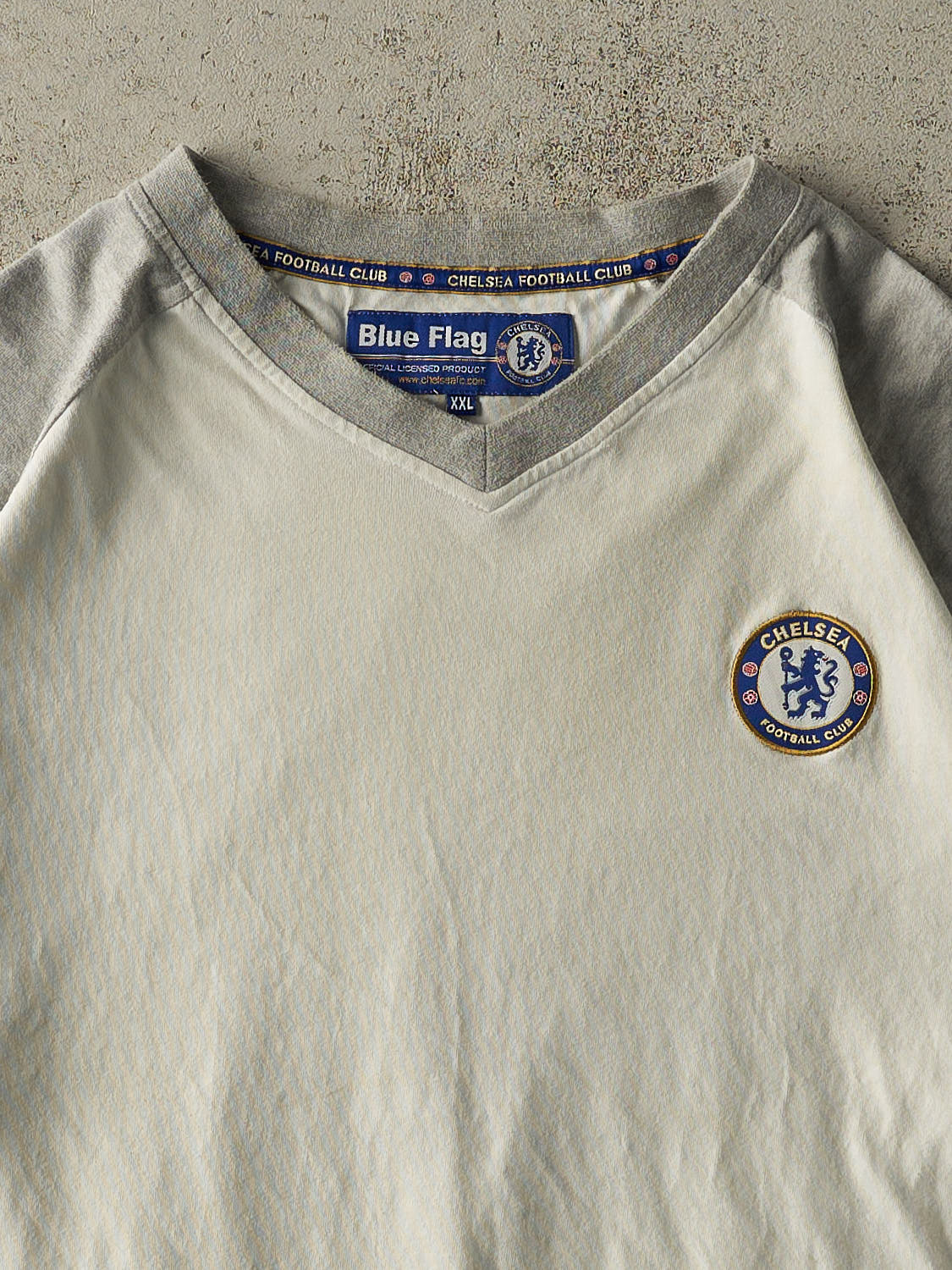 Vintage Y2K White & Grey Chelsea FC Tee (L/XL)