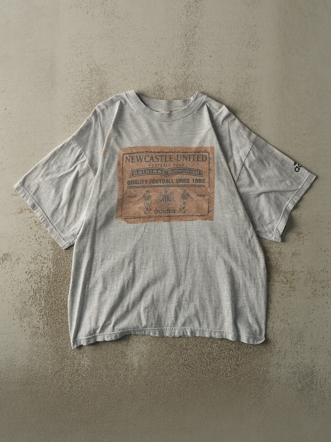 Vintage Y2K Grey Newcastle United FC Adidas Tee (LXL)