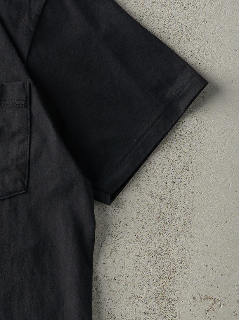Vintage 90s Black Blank Pocket Tee (S/M)