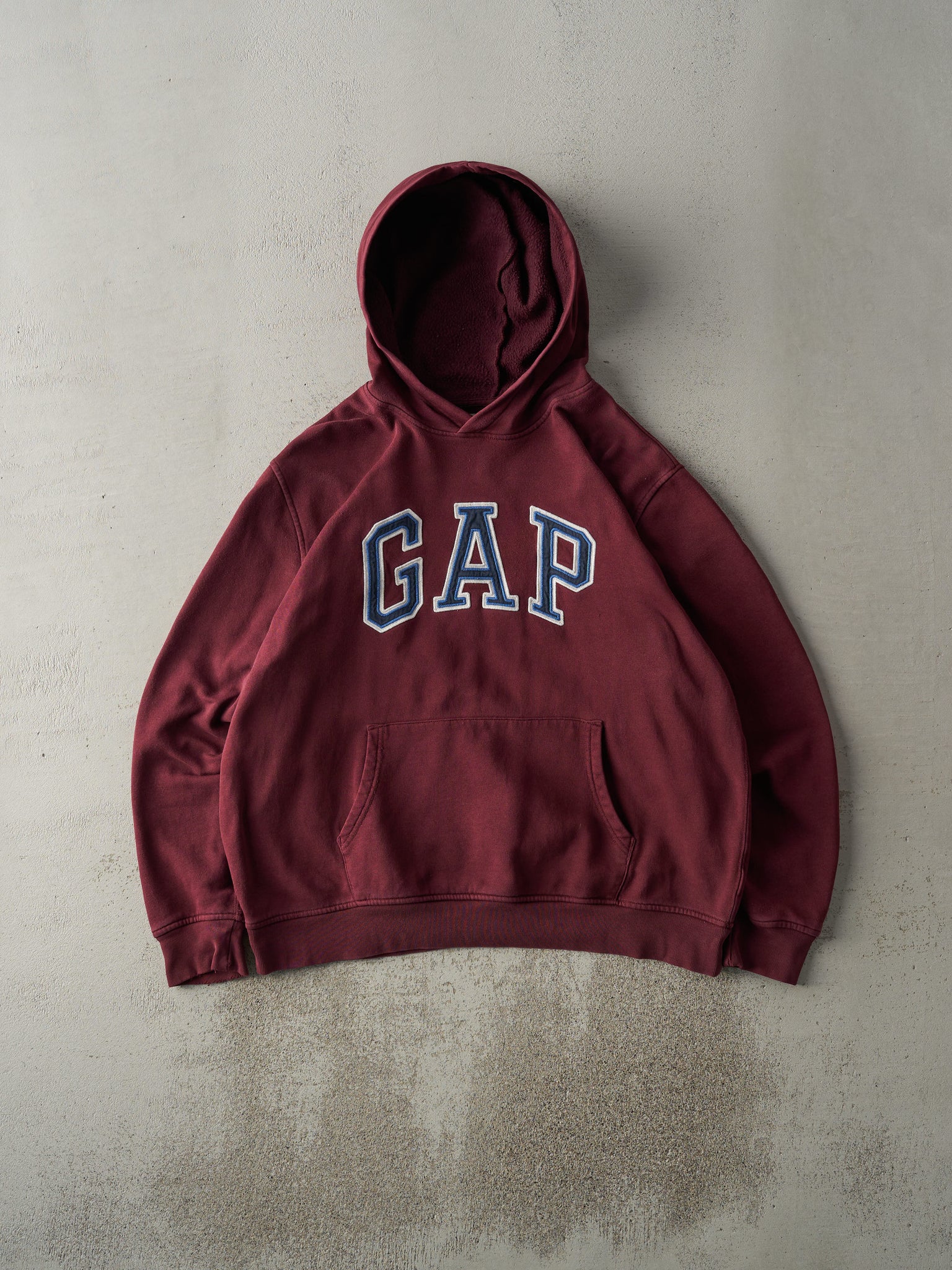 Vintage Y2K Burgundy Gap Hoodie (L/XL)