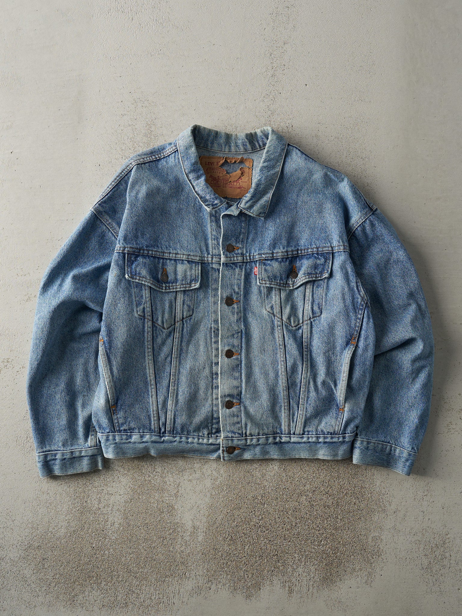 Vintage 90s Light Wash Levi's Type 3 Denim Jacket (M/L)