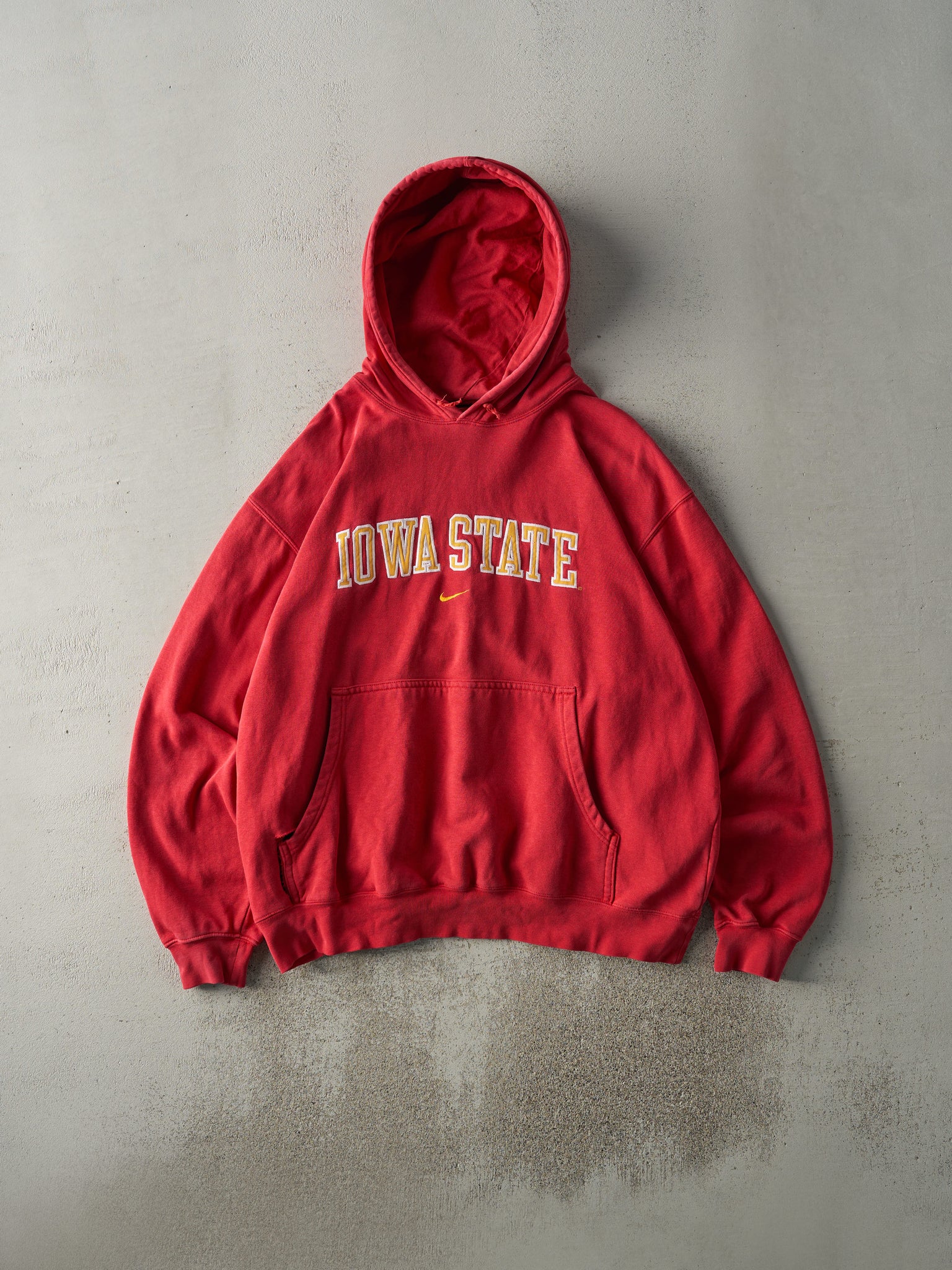 Vintage Y2K Red Embroidered Iowa State Nike Hoodie (XL)