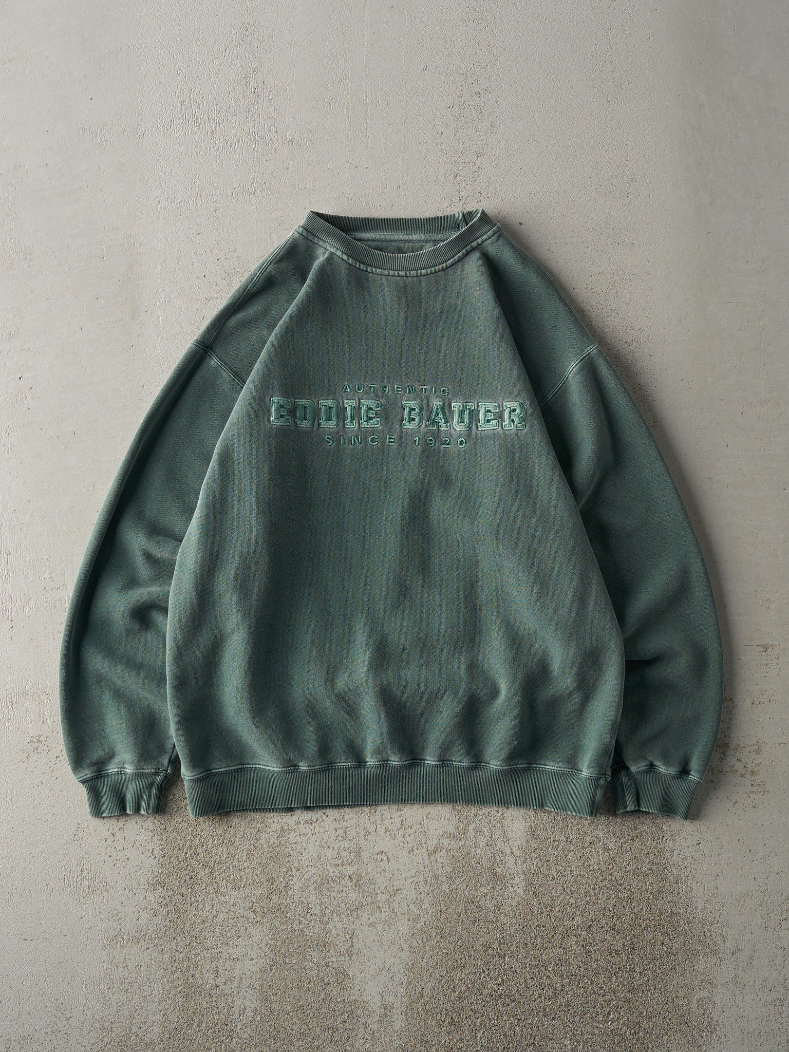 Vintage 90s Washed Green Eddie Bauer Embroidered Crewneck (S/M)