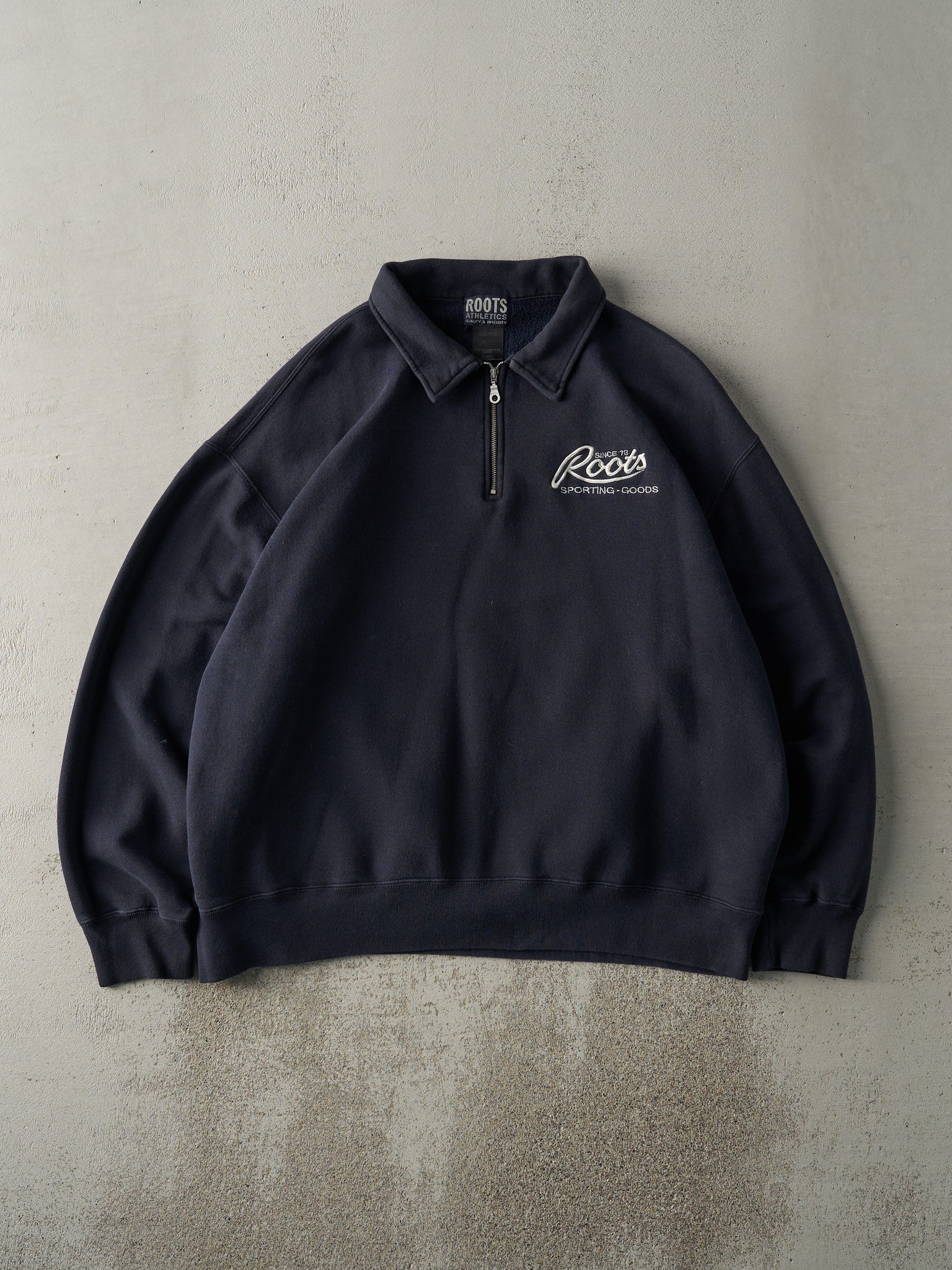 Vintage Y2K Navy Blue Embroidered Roots Athletics Quarter Zip Sweater (XXL)