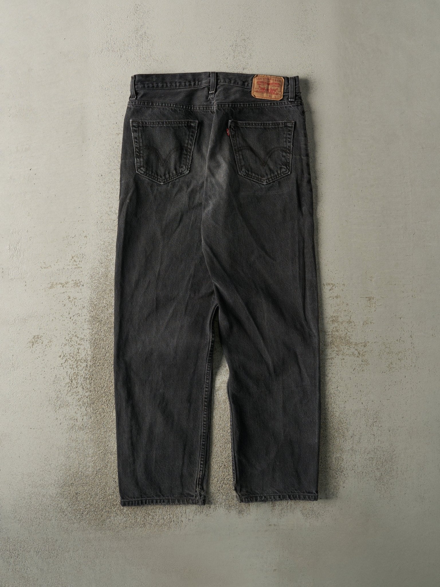 Vintage Y2K Black Levi's Denim Pants (35.5x31)
