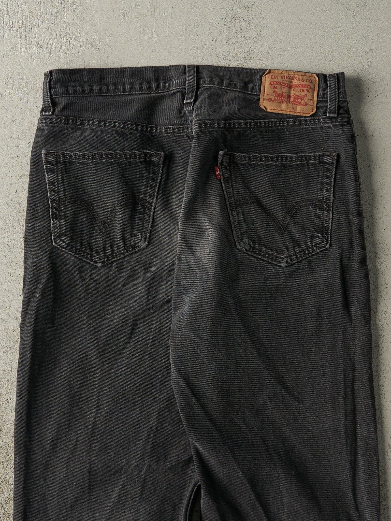 Vintage Y2K Black Levi's Denim Pants (35.5x31)