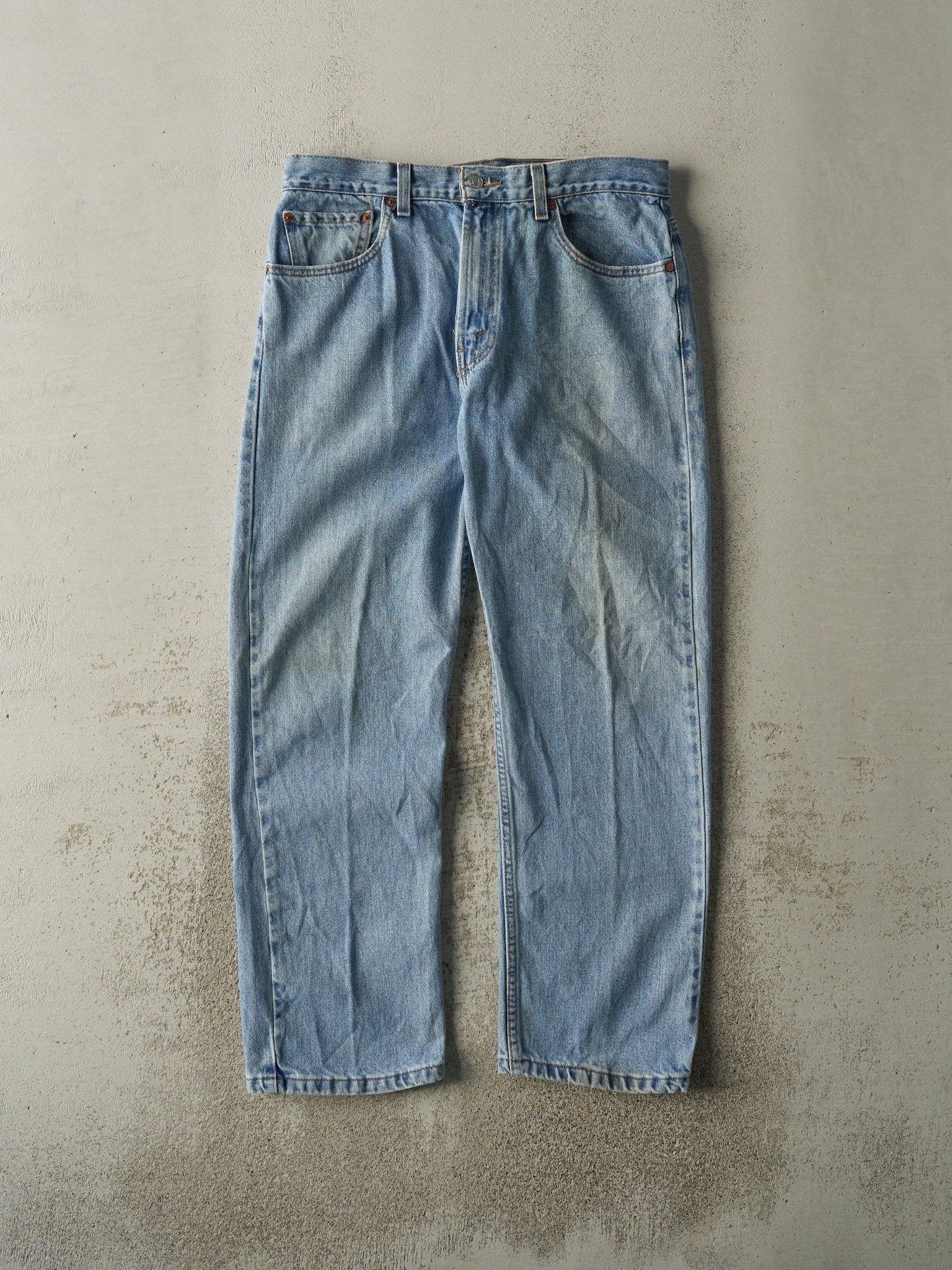Vintage Y2K Light Wash Levi's 505 Jeans (33x29)