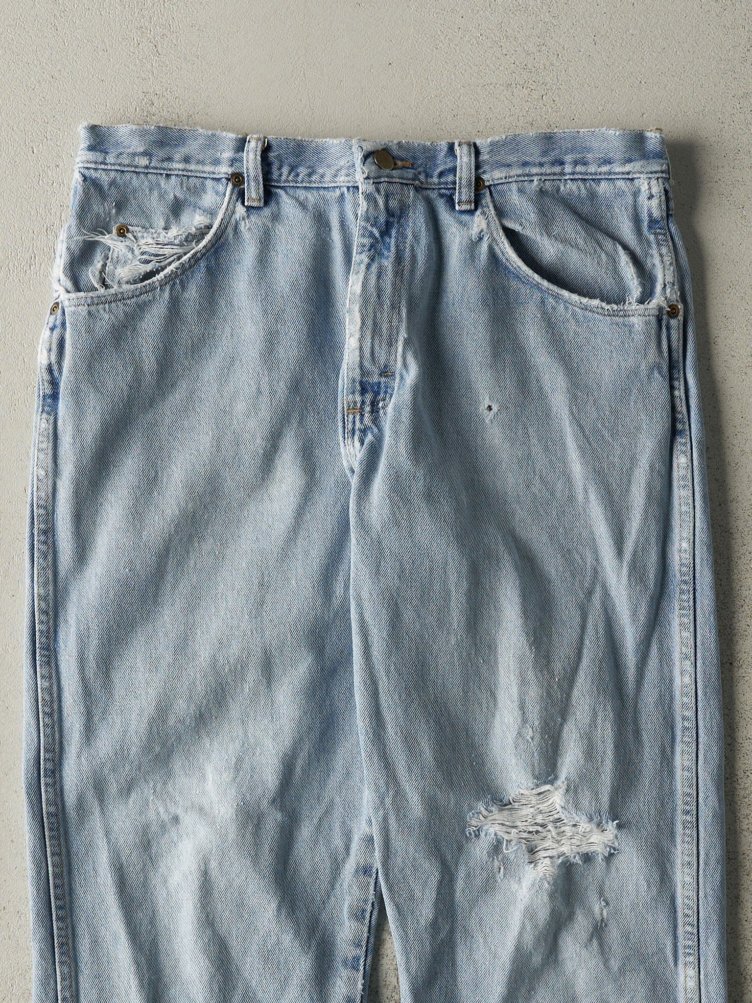 Vintage 90s Light Wash Wrangler Jeans (34x28)