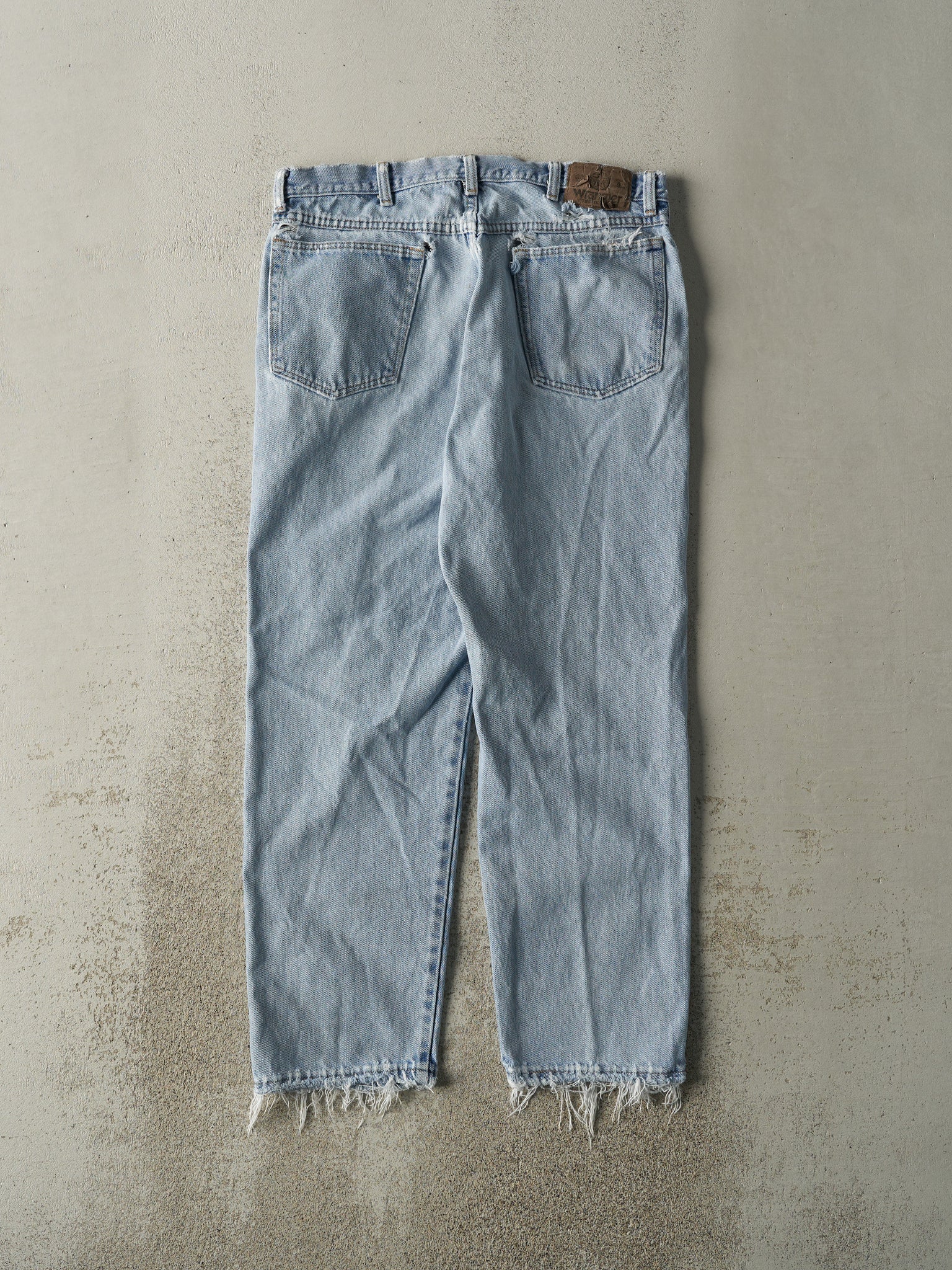 Vintage 90s Light Wash Wrangler Jeans (34x28)