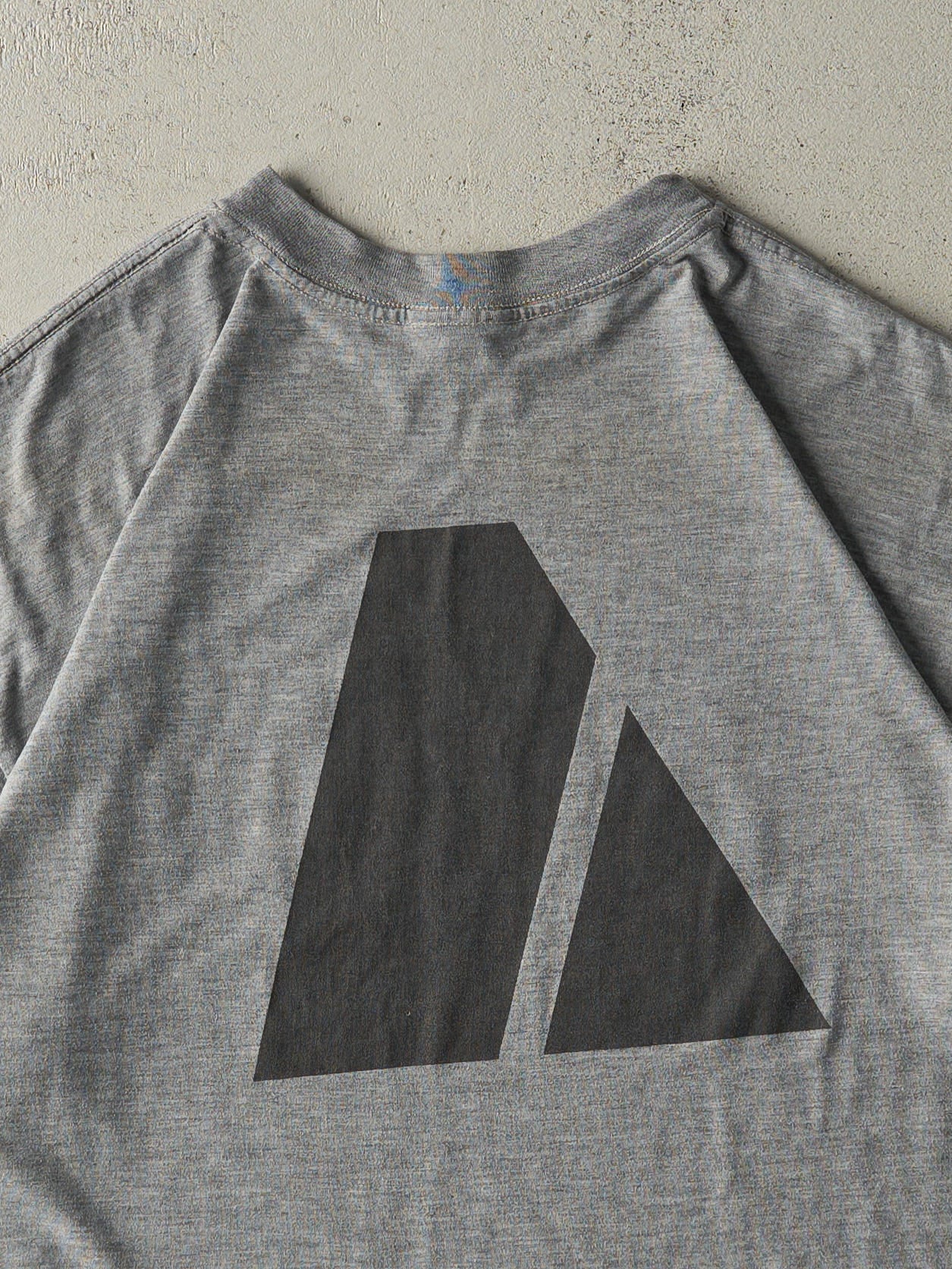 Vintage Y2K Grey US Army Tee (XL/XXL)