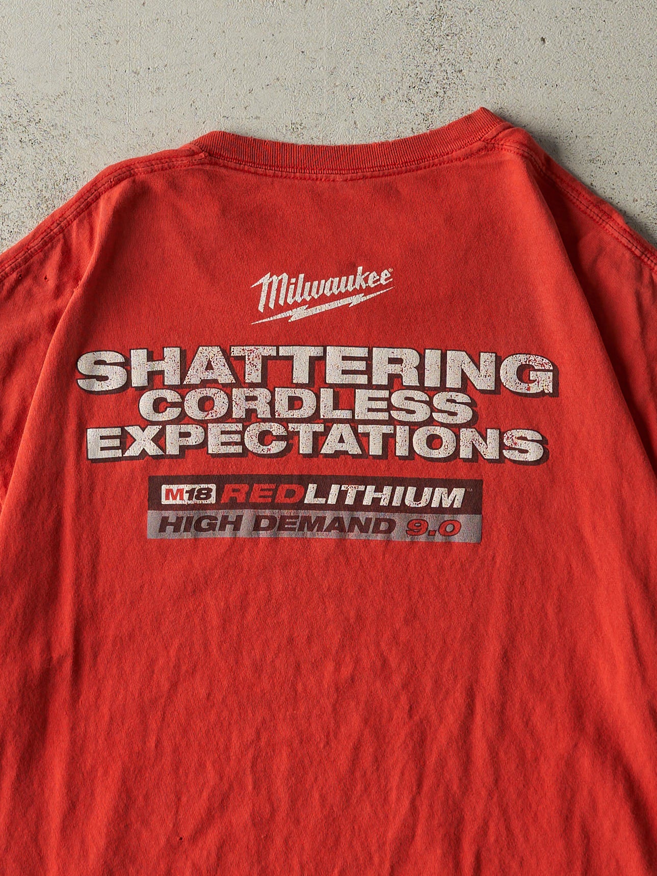 Vintage Y2K Red Milwaukee Tools Tee (L)