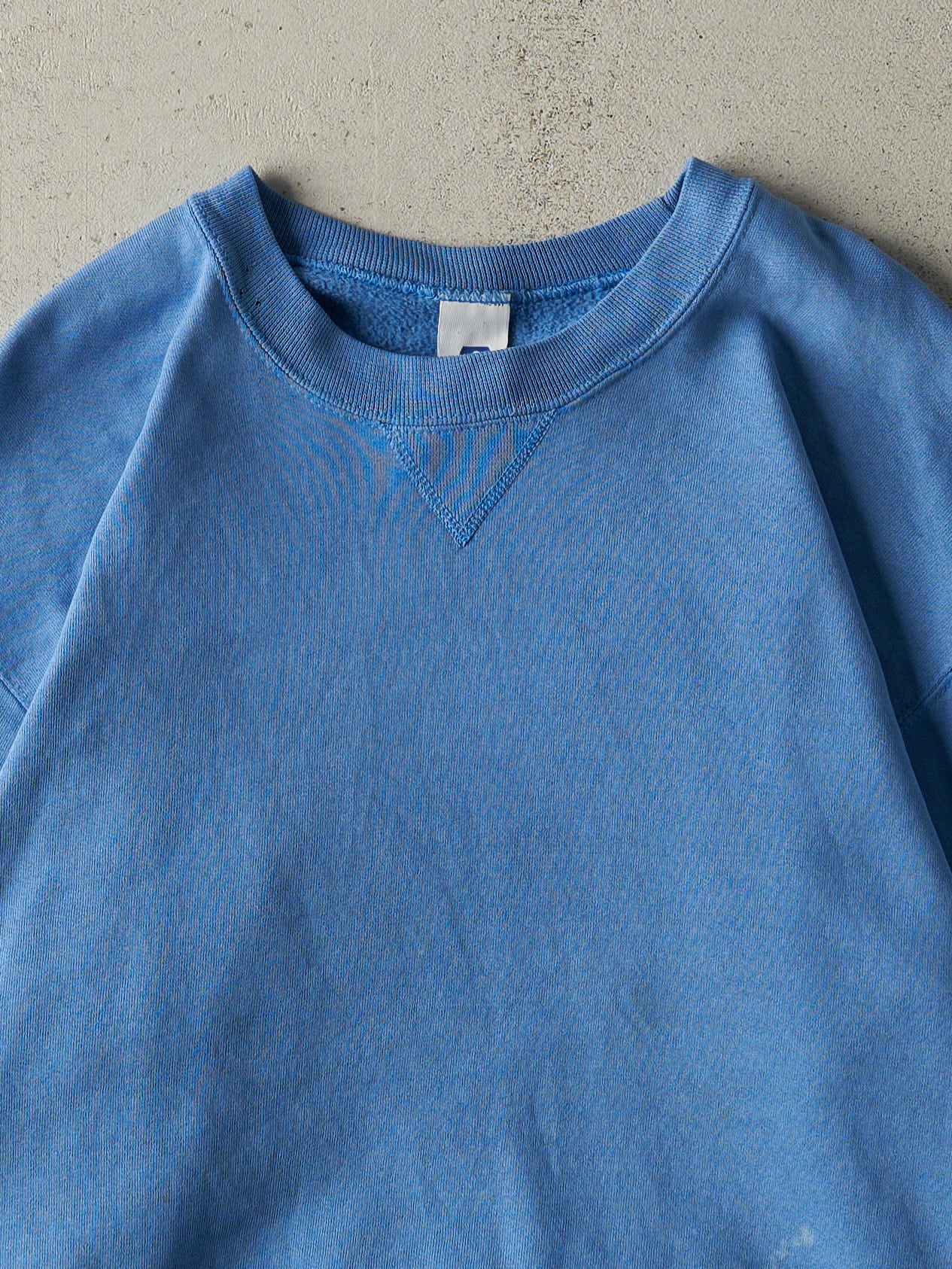Vintage Y2K Blue Blank Russell Athletic Crewneck (L)