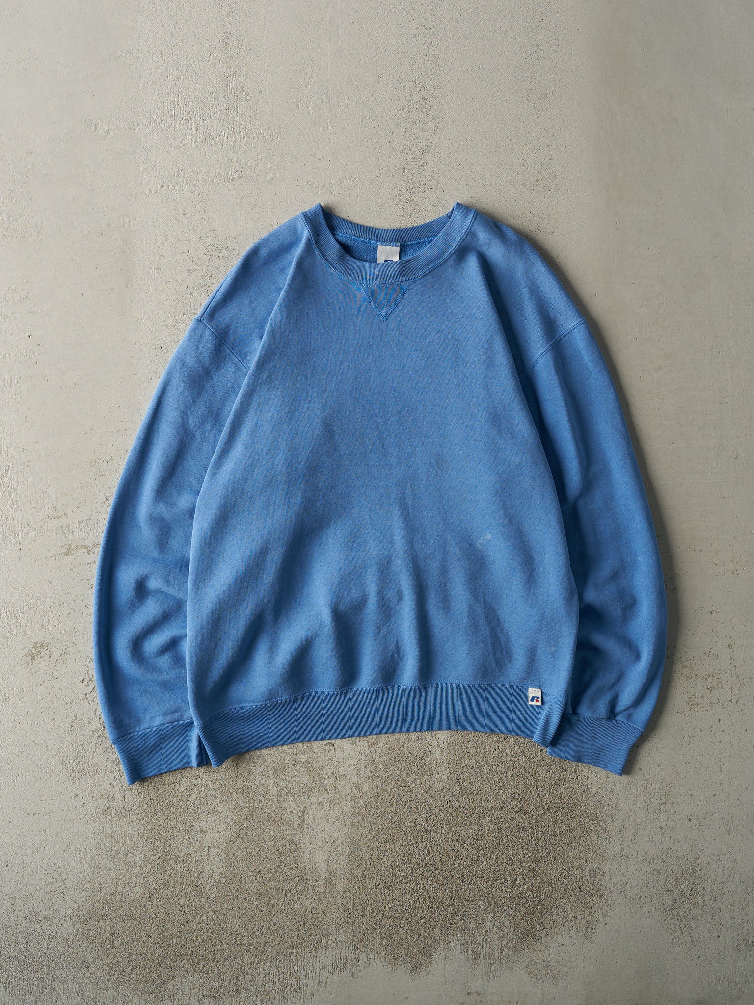 Vintage Y2K Blue Blank Russell Athletic Crewneck (L)