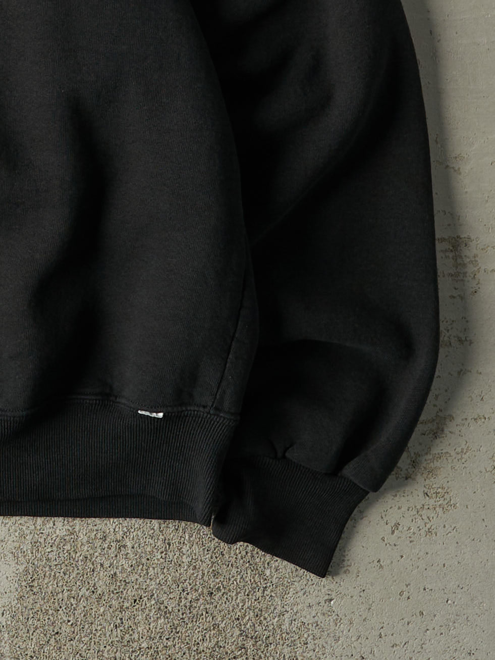 Vintage 90s Black Russell Athletic Quarter Zip Sweater (M)