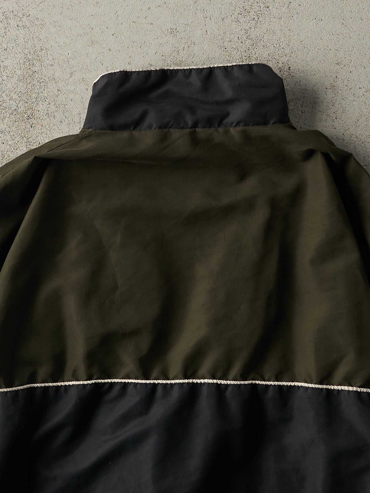 Vintage 90s Black, Green & White Perry Ellis Windbreaker Jacket (L)