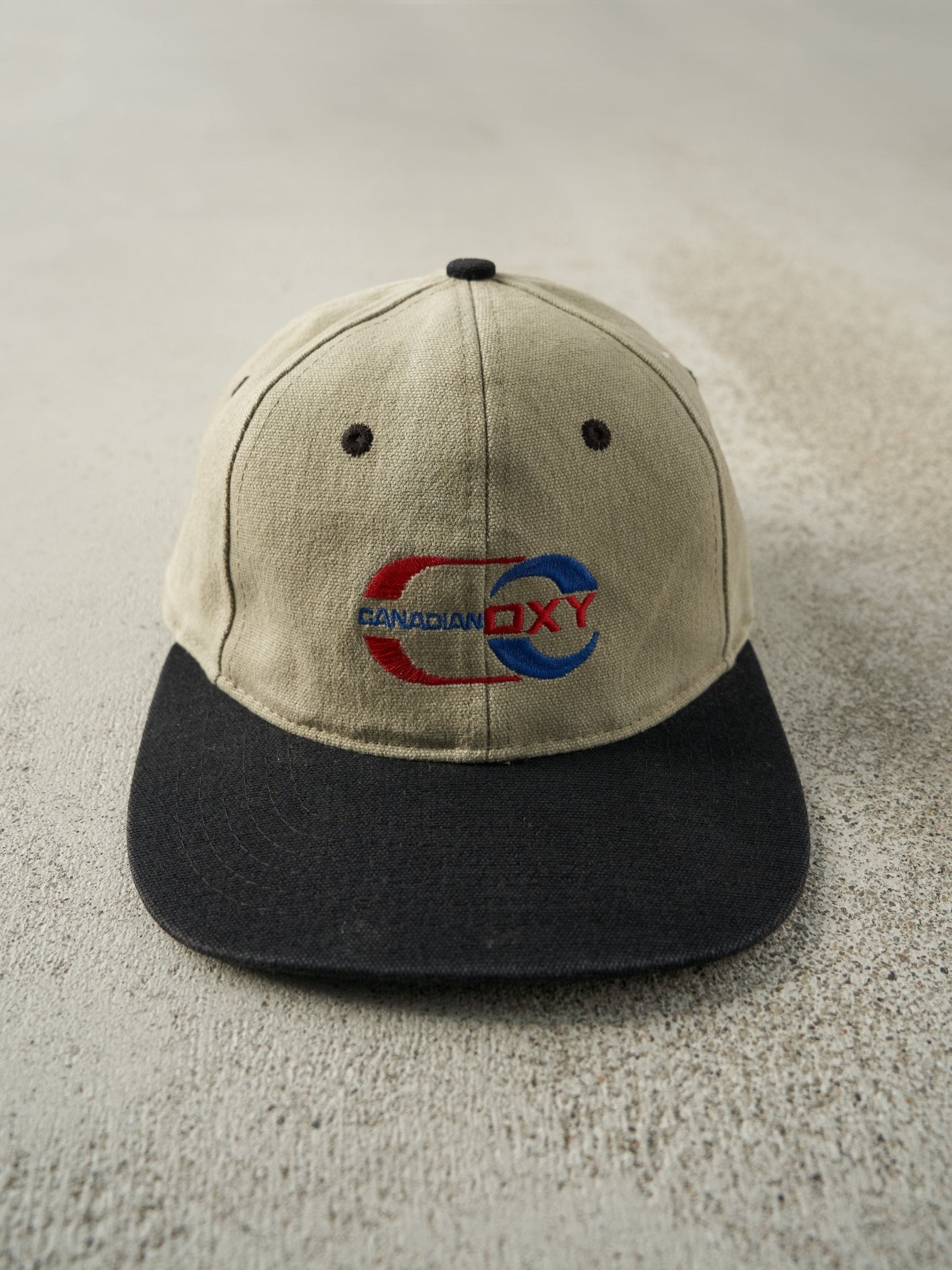 Vintage 90s Beige & Black Embroidered Canadian OXY Strapback Hat