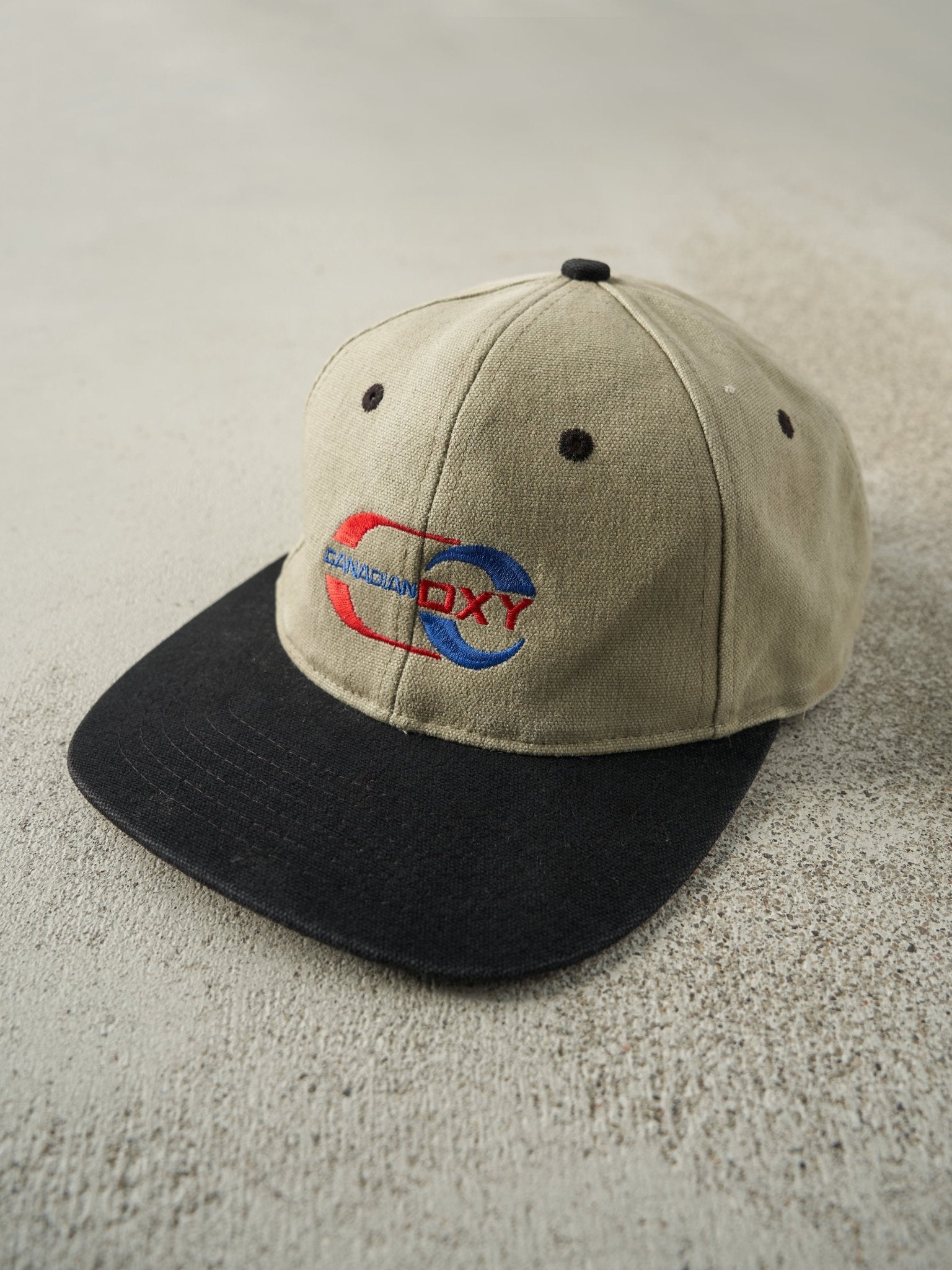 Vintage 90s Beige & Black Embroidered Canadian OXY Strapback Hat