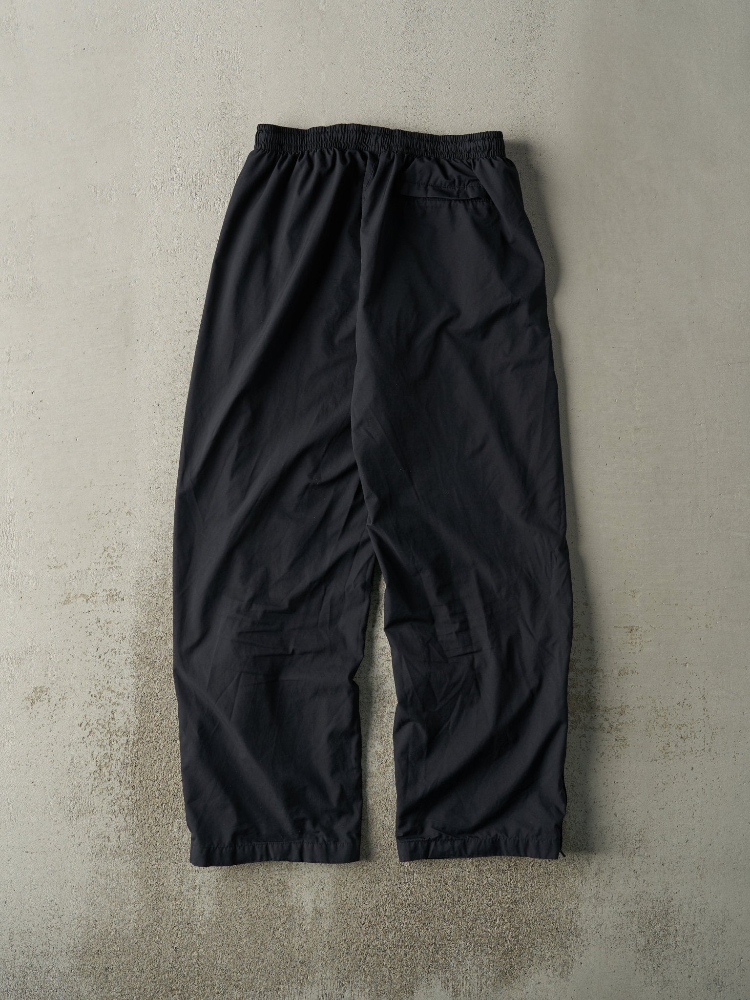 Vintage Y2K Black Nike Windbreaker Pants (30x30)