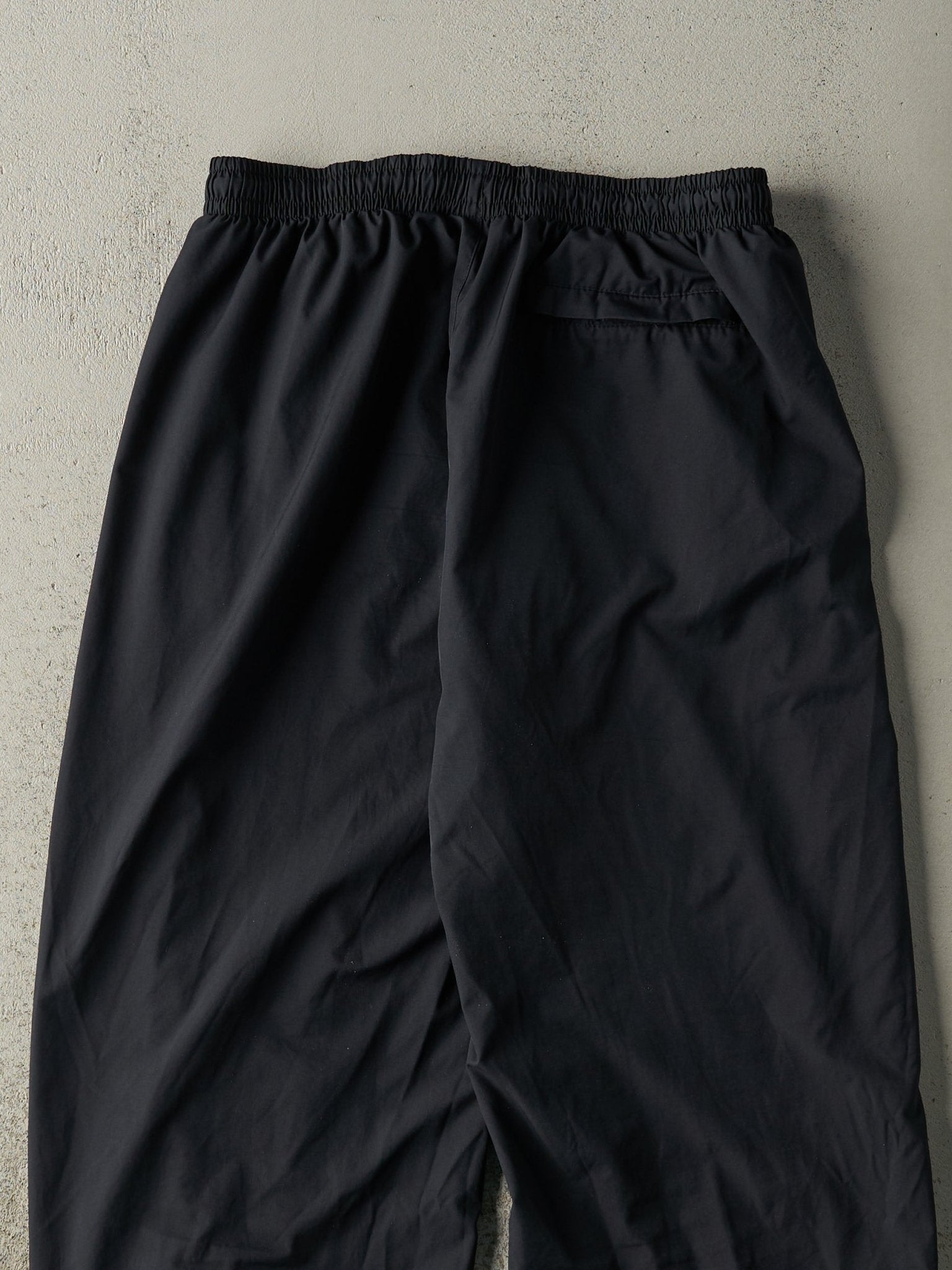 Vintage Y2K Black Nike Windbreaker Pants (30x30)