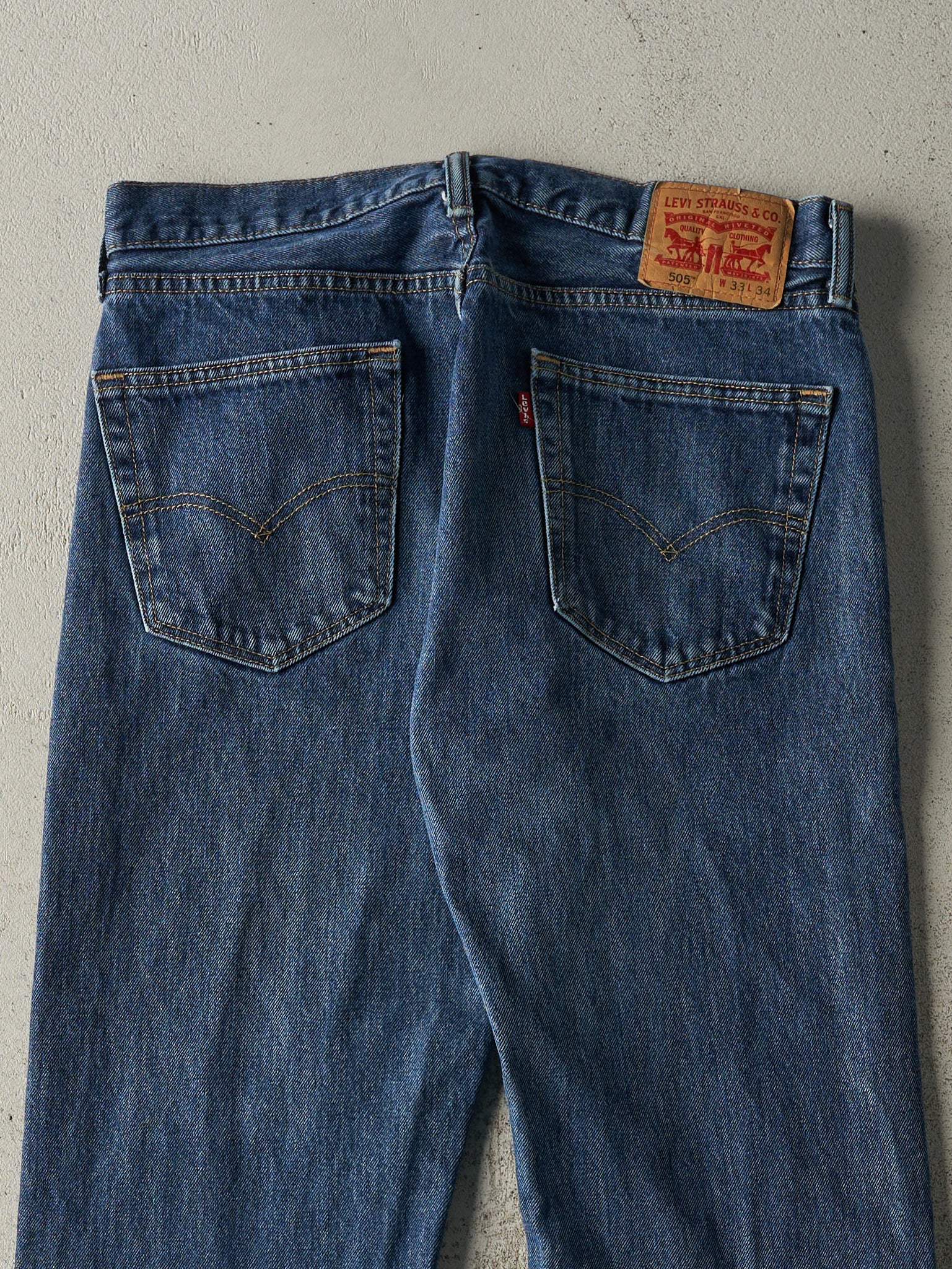 Vintage Y2K Dark Wash Levi's 505 Jeans (33x33.5)