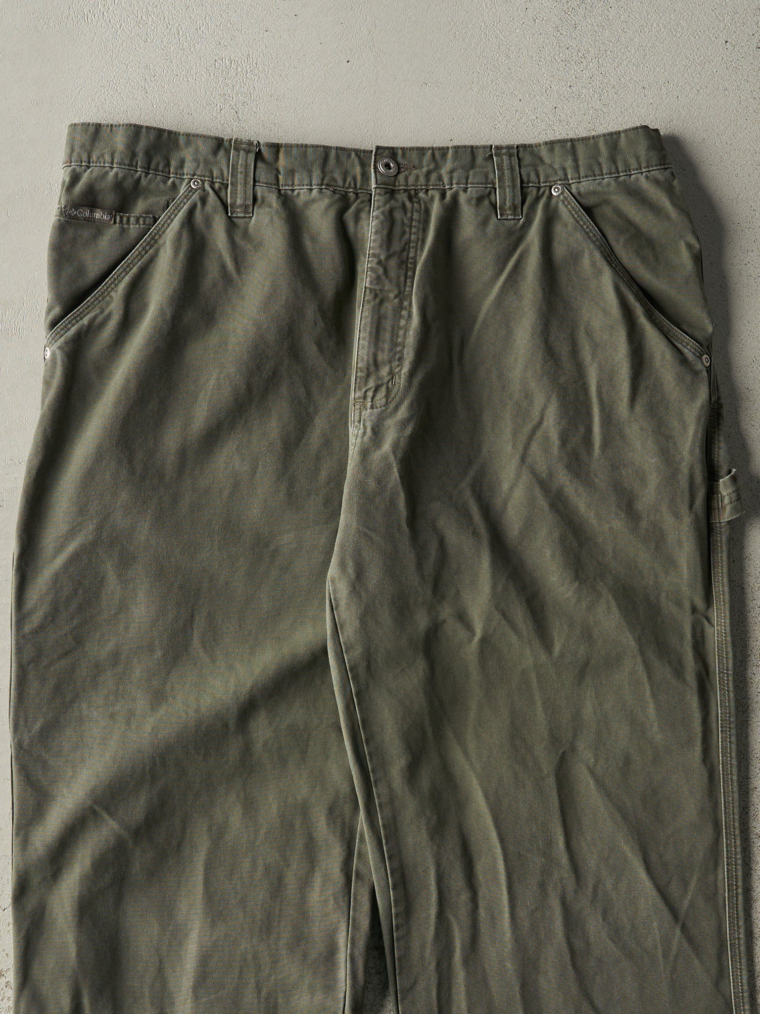 Vintage Y2K Green Columbia Lightweight Carpenter Pants (38x33)