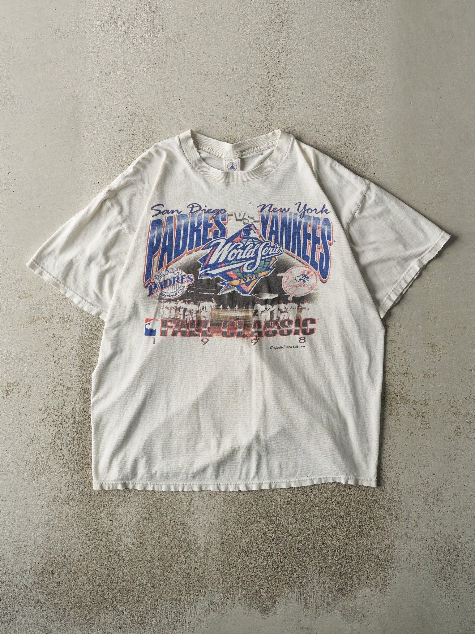 Vintage 98' White World Series New York Yankees vs San Diego Padres Tee (L)