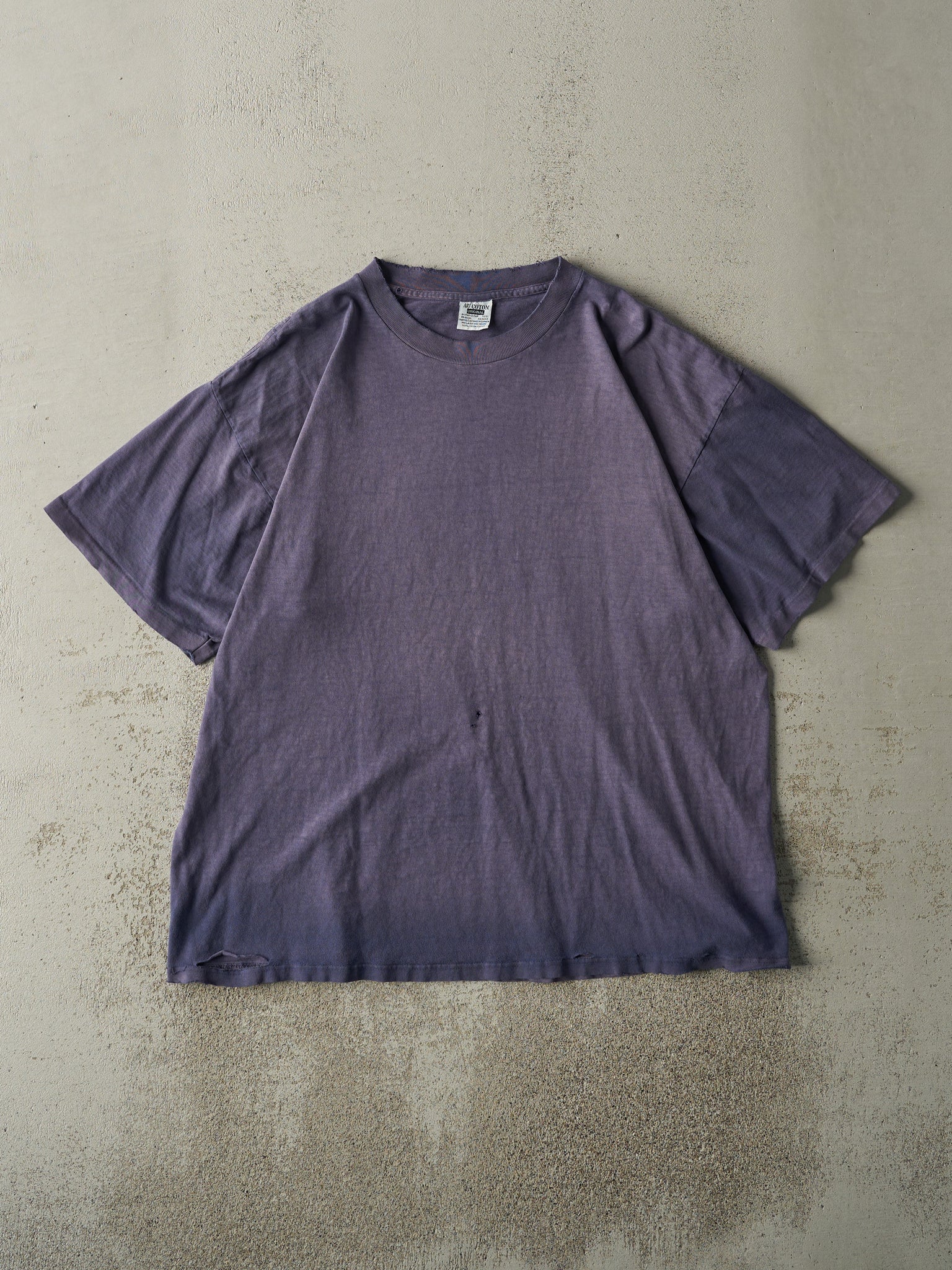 Vintage 90s Sun Faded Navy Blank Single Stitch Tee (L)