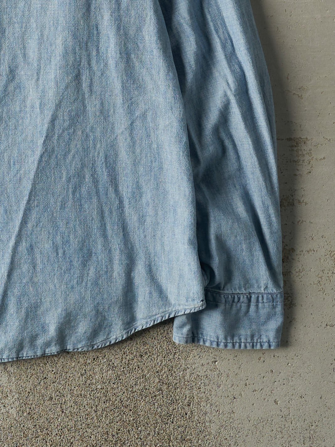 Vintage Y2K Light Wash Ralph Lauren Denim Button Up (M/L)